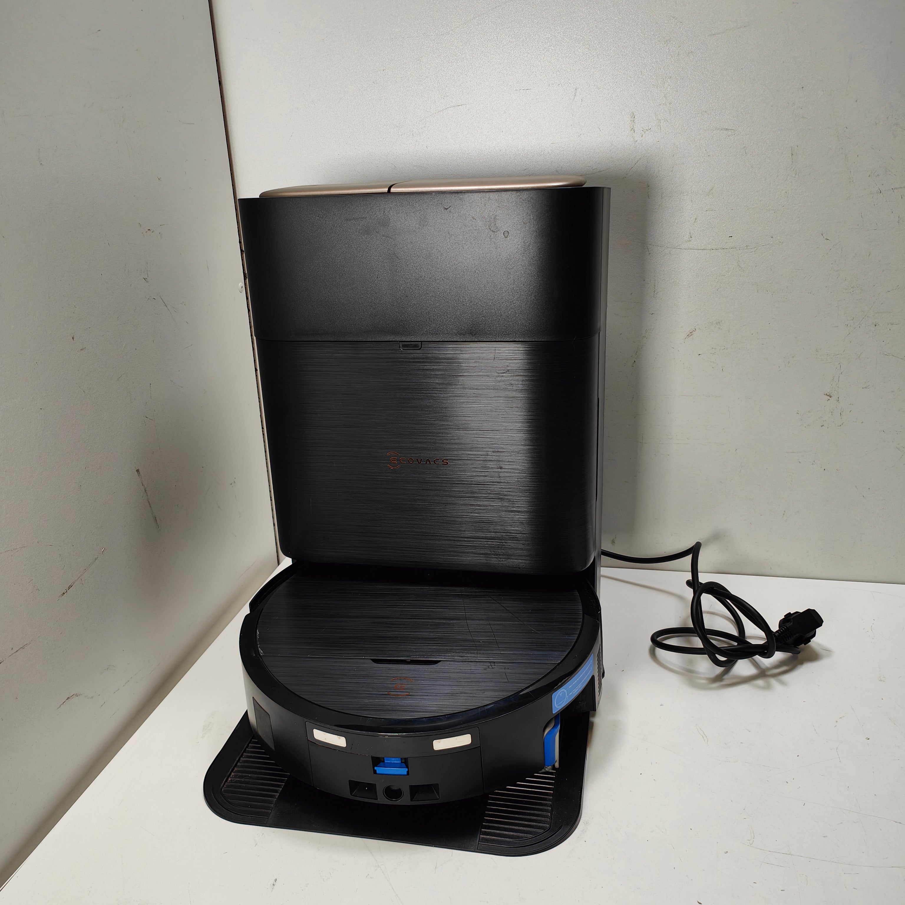 Ecovacs Deebot X9 Pro OMNI Schwarz