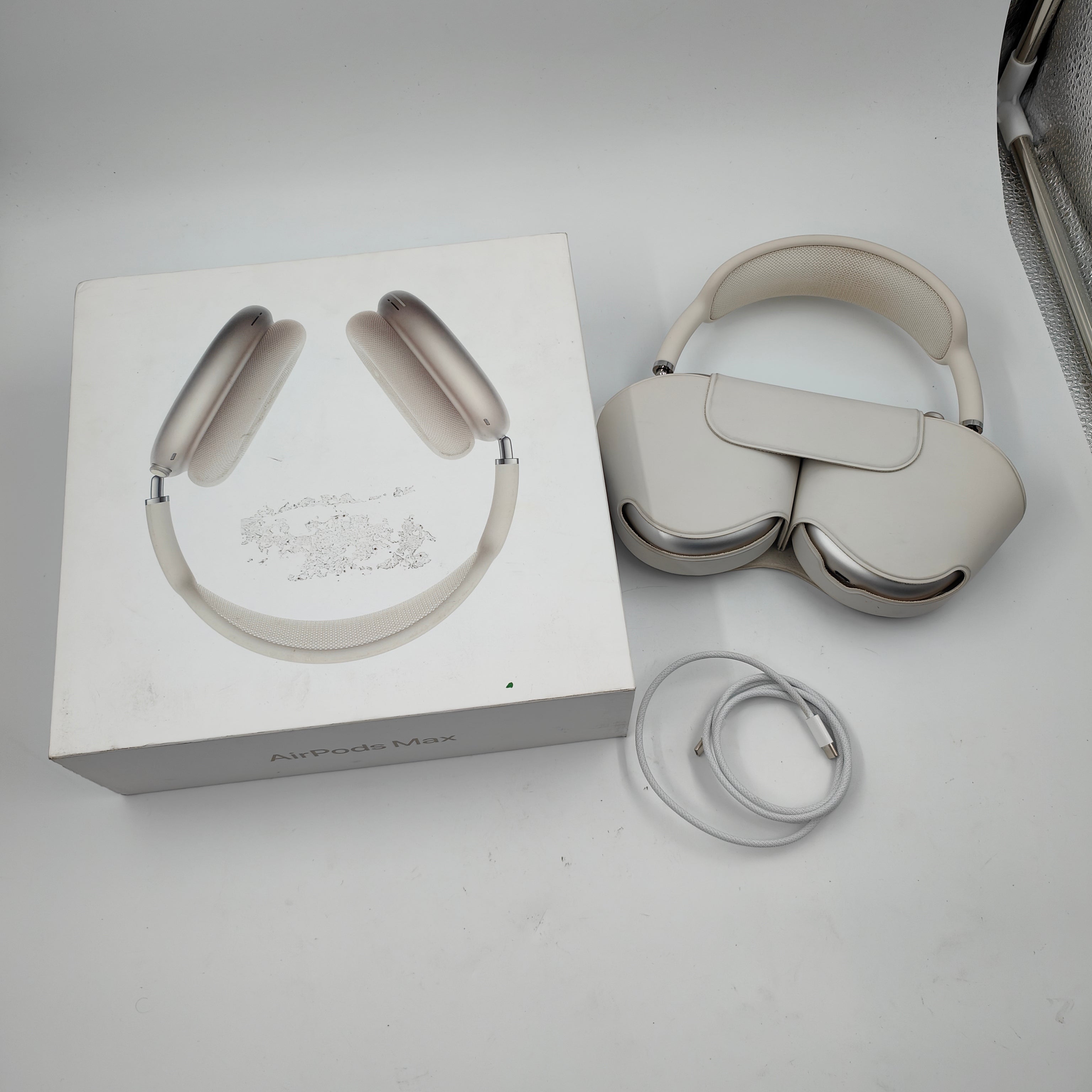 Apple AirPods Max Goud