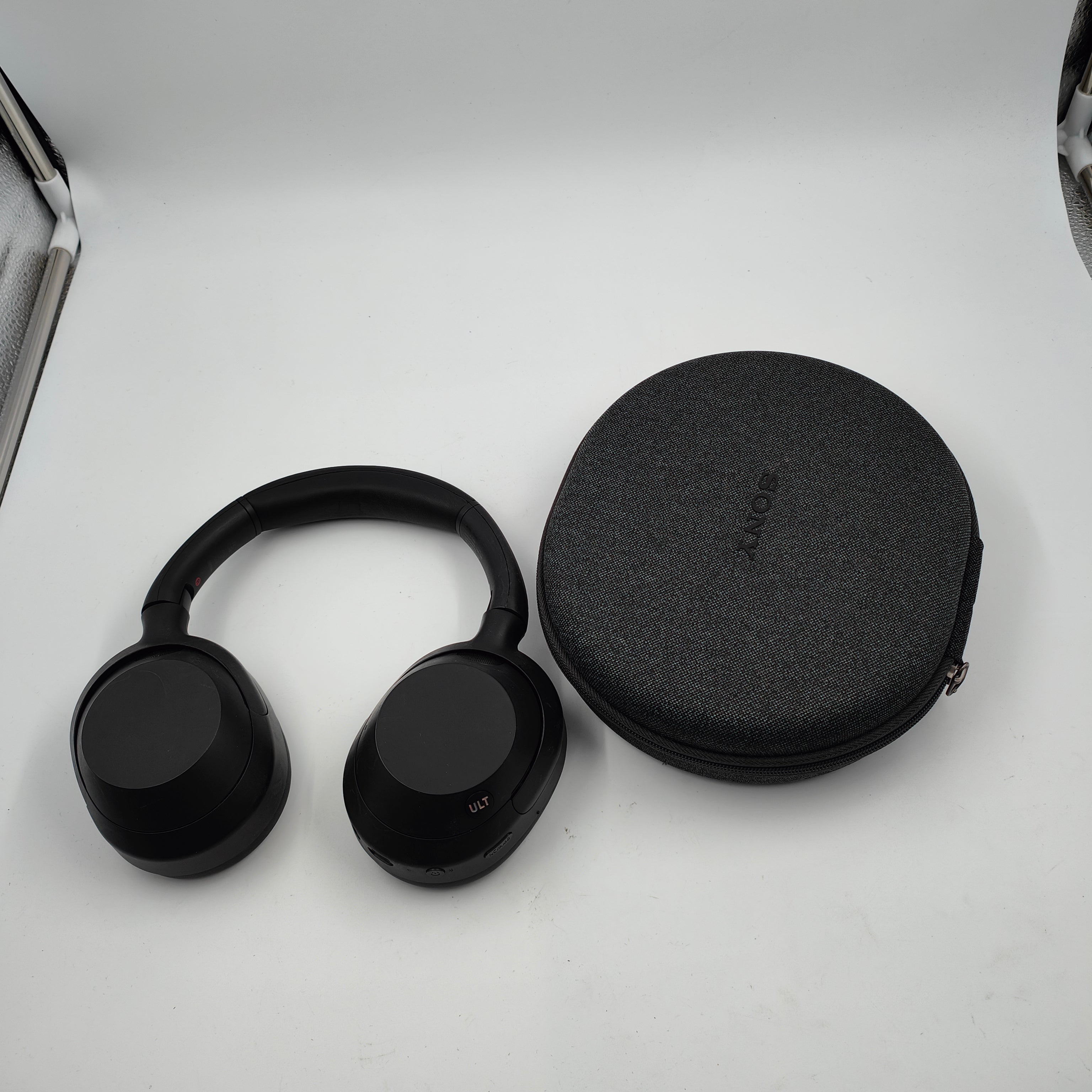 Sony ULT Wear Noir