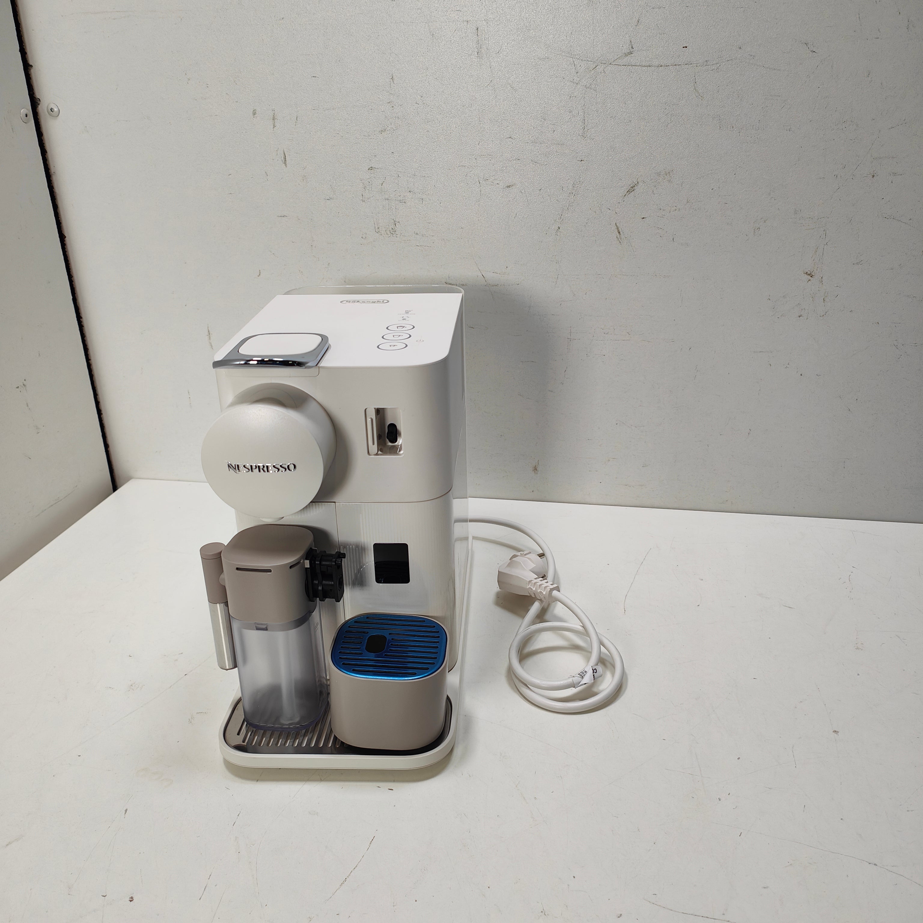 DeLonghi Nespresso Lattissima One EN510.W Blanc