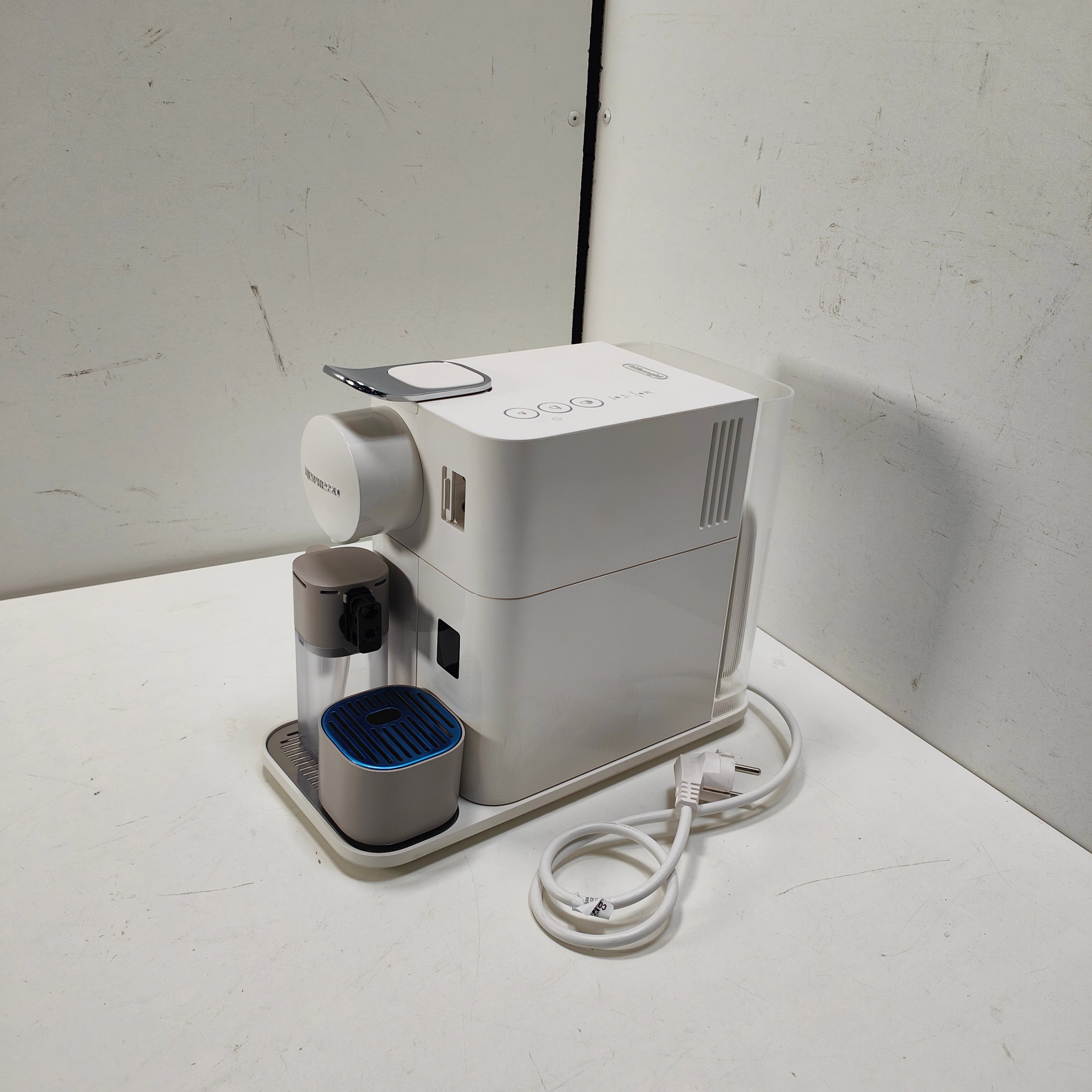 DeLonghi Nespresso Lattissima One EN510.W Blanc