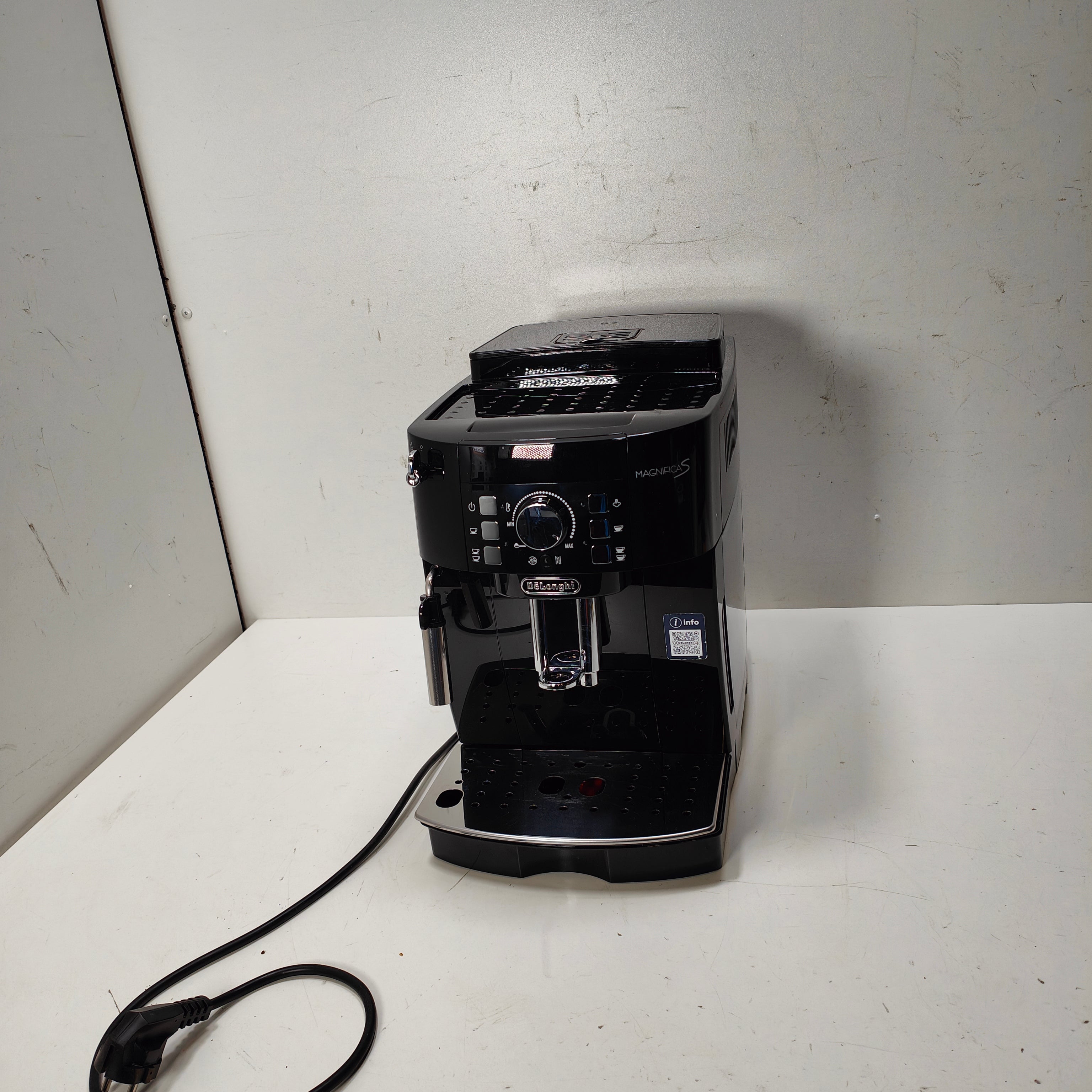 DeLonghi ECAM 21.117.B Magnifica S
