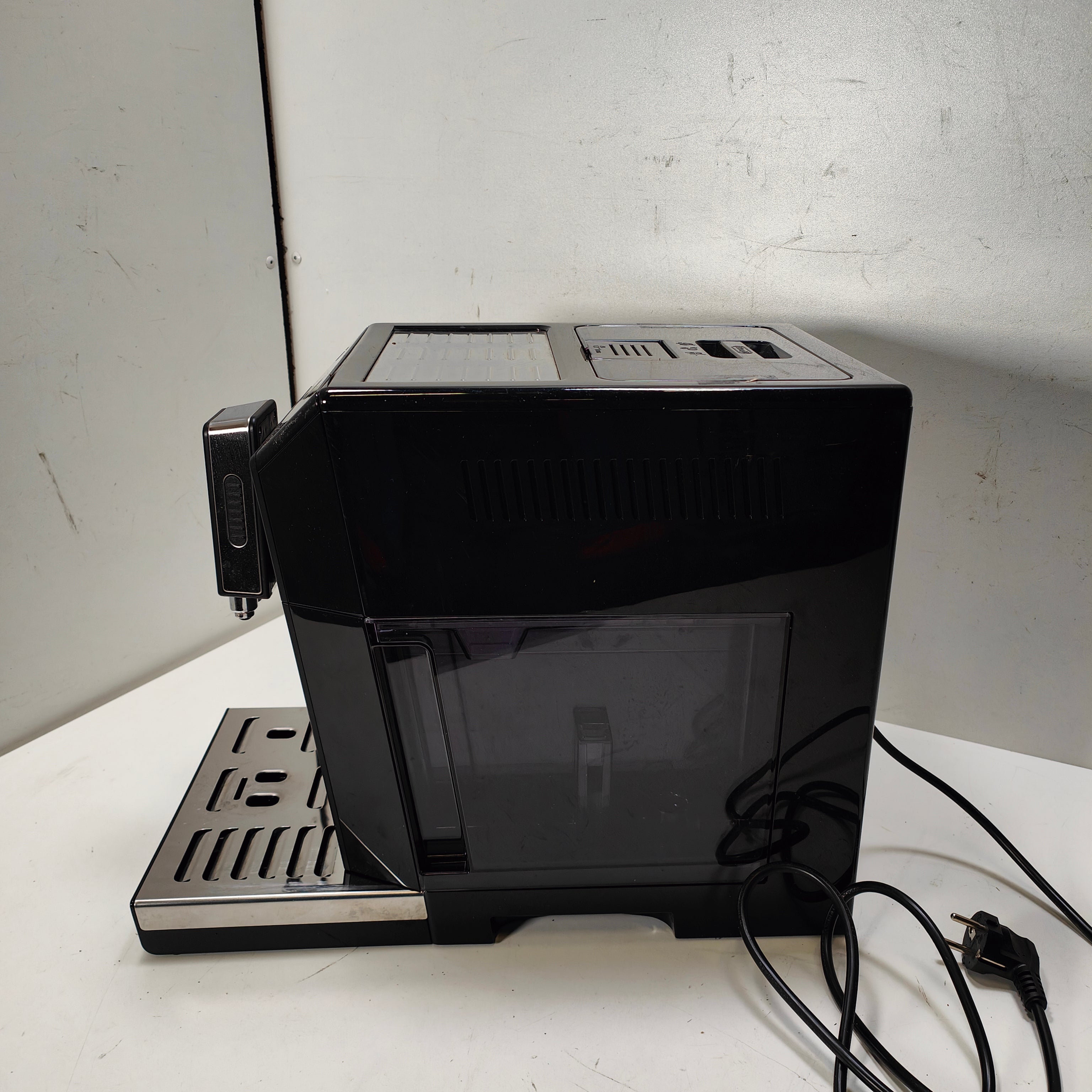 DeLonghi ECAM44.660.B Eletta