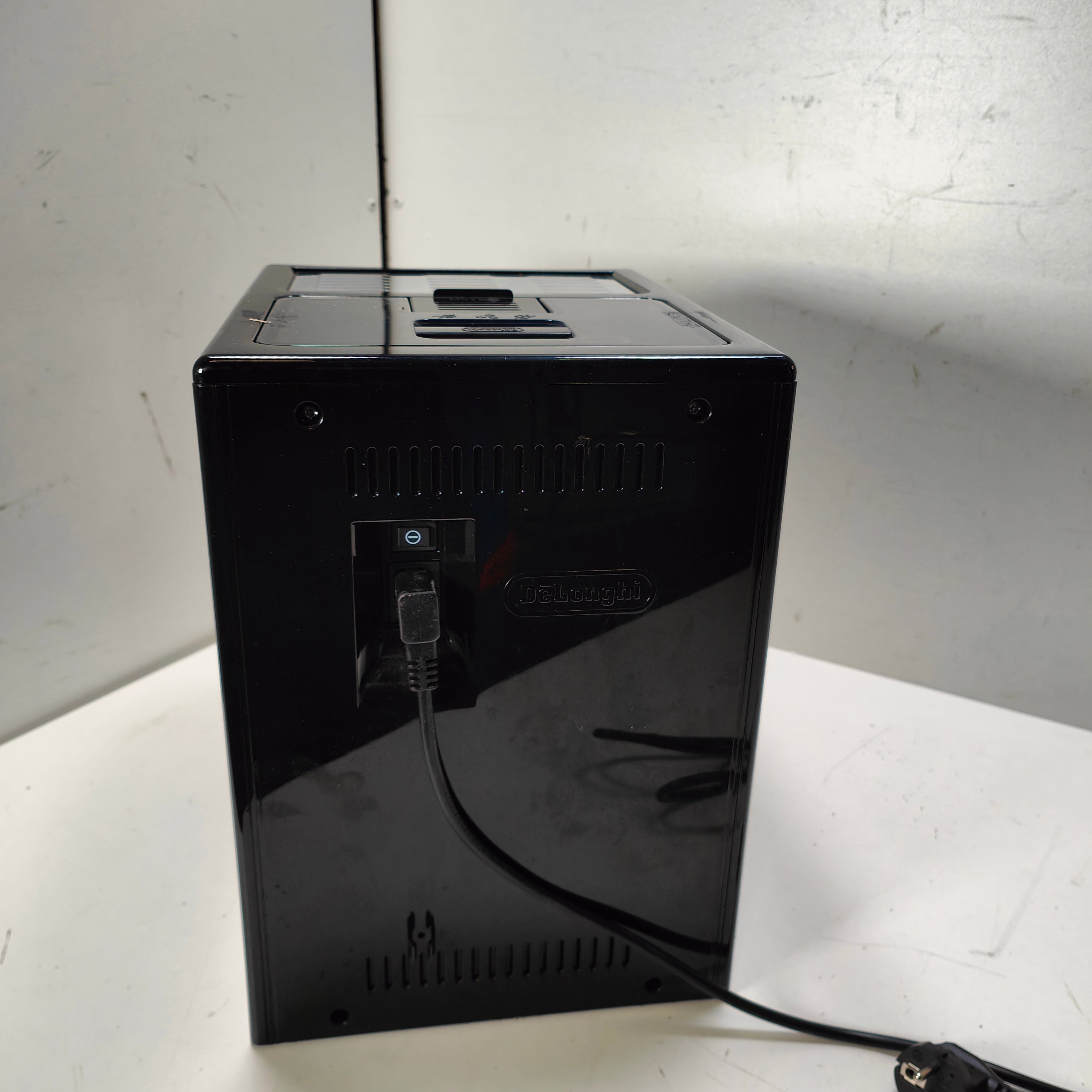 DeLonghi ECAM44.660.B Eletta