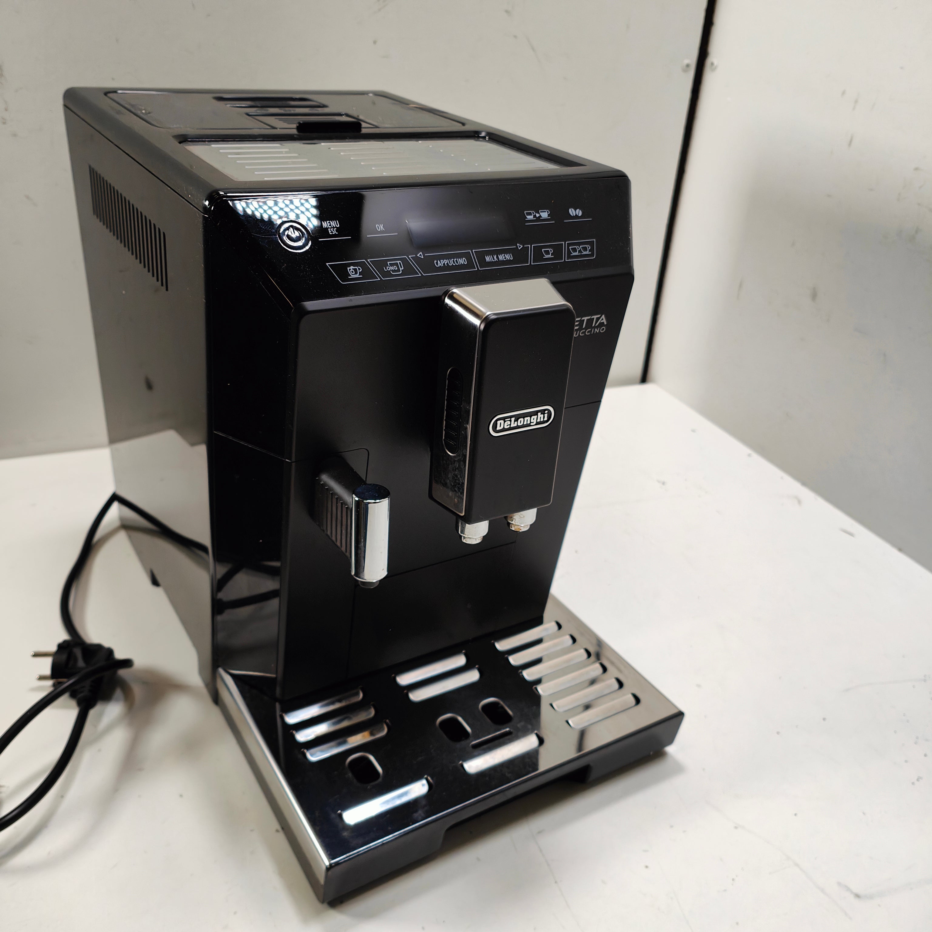 DeLonghi ECAM44.660.B Eletta