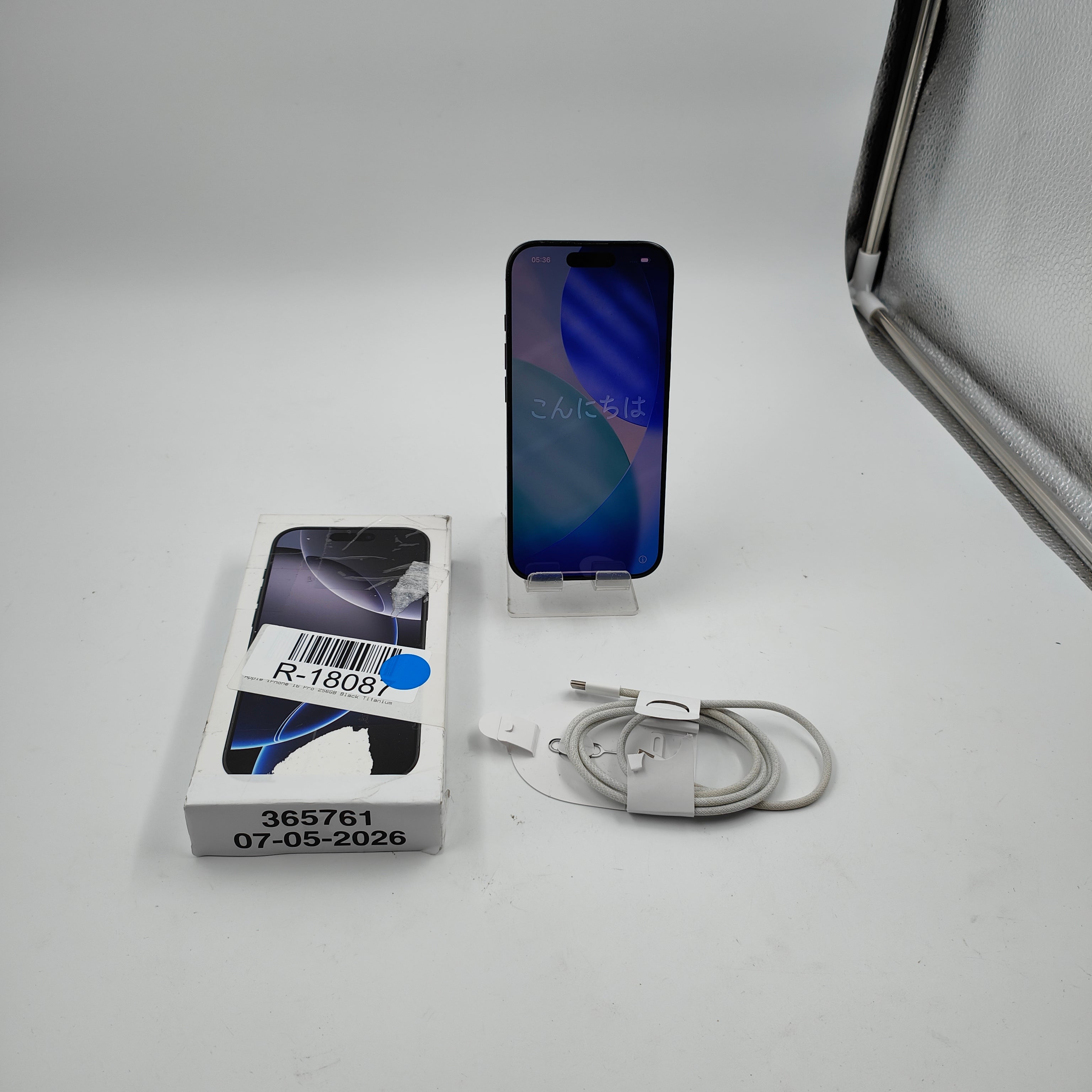 Apple iPhone 16 Pro 256 Go Titane Noir