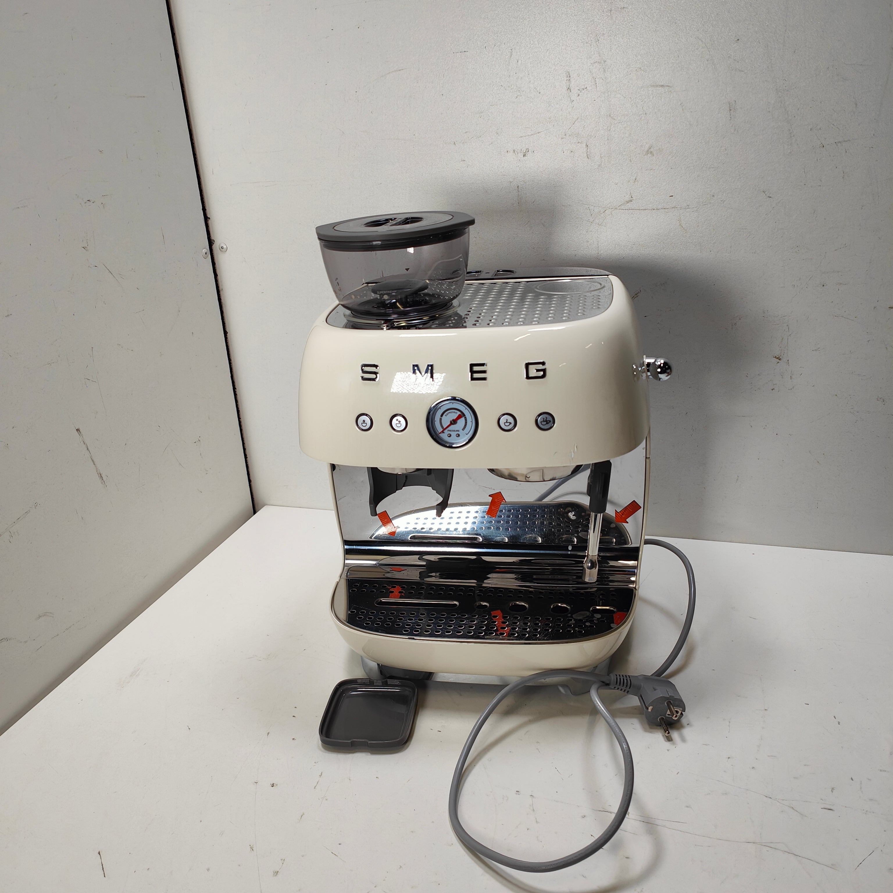 SMEG EGF03CREU Crème