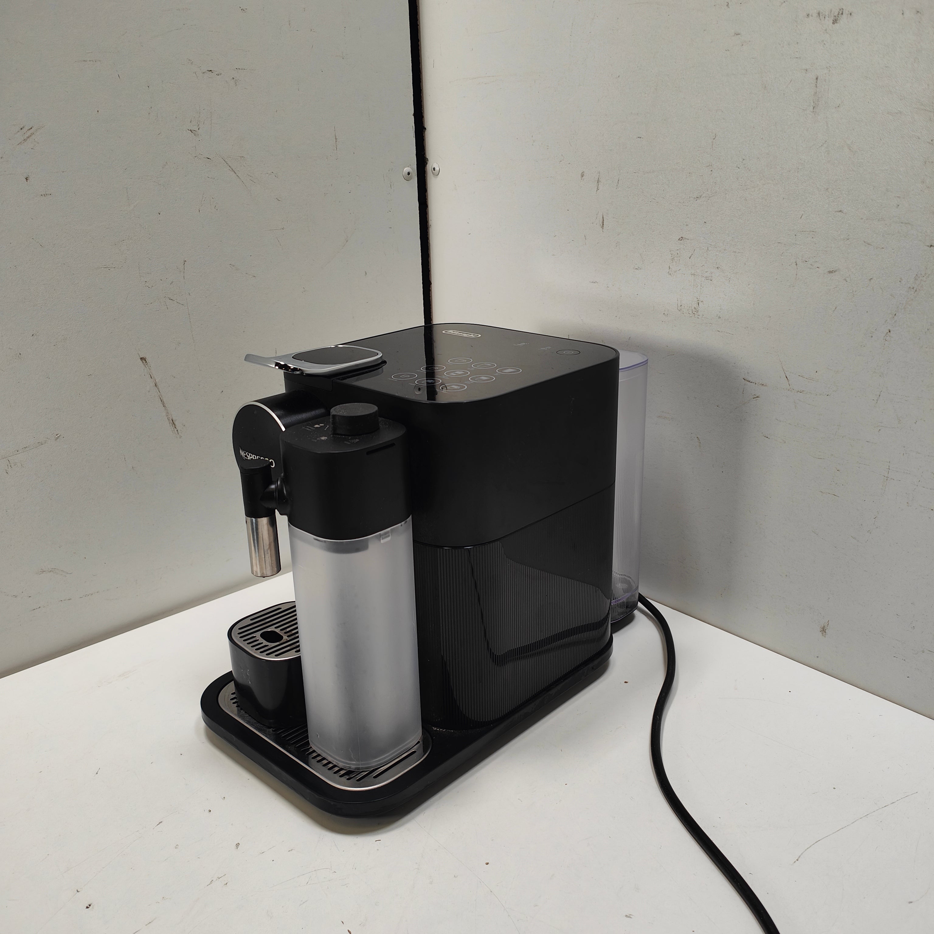 DeLonghi Nespresso Gran Lattissima EN640.B Schwarz