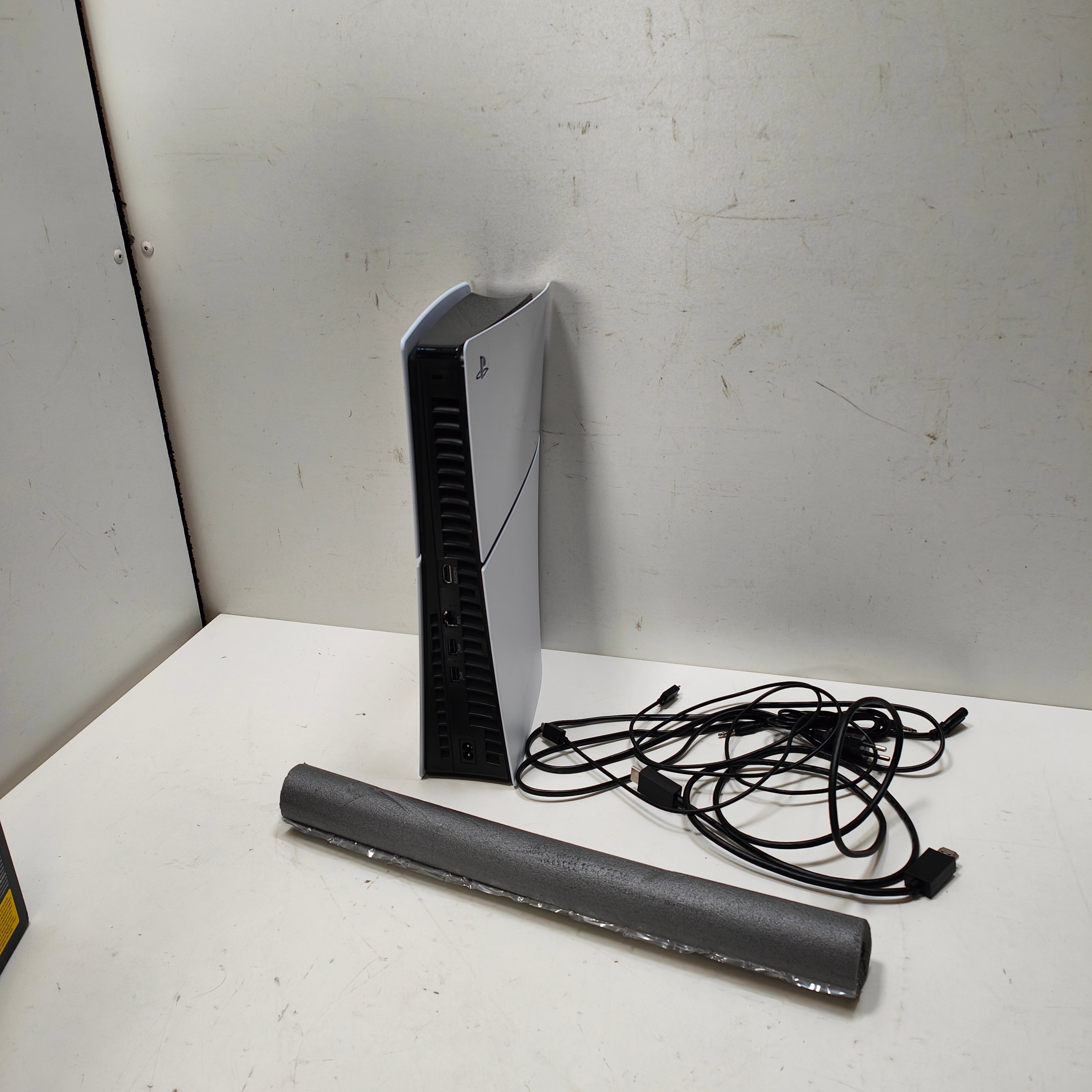 Sony PlayStation 5 Slim Digital Edition + zusätzlicher Controller Weiß