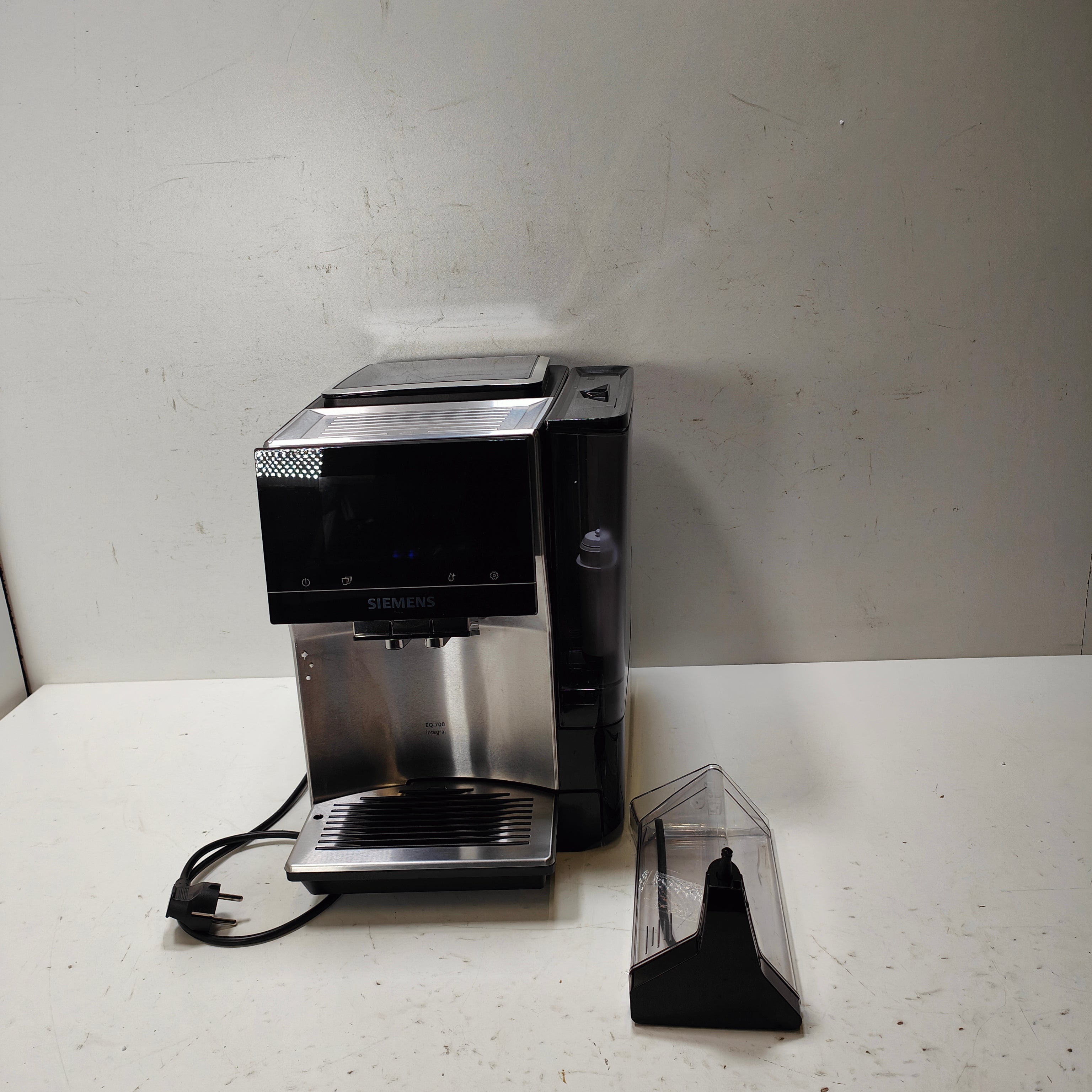 Siemens EQ700 Integral Edelstahl TQ717R03