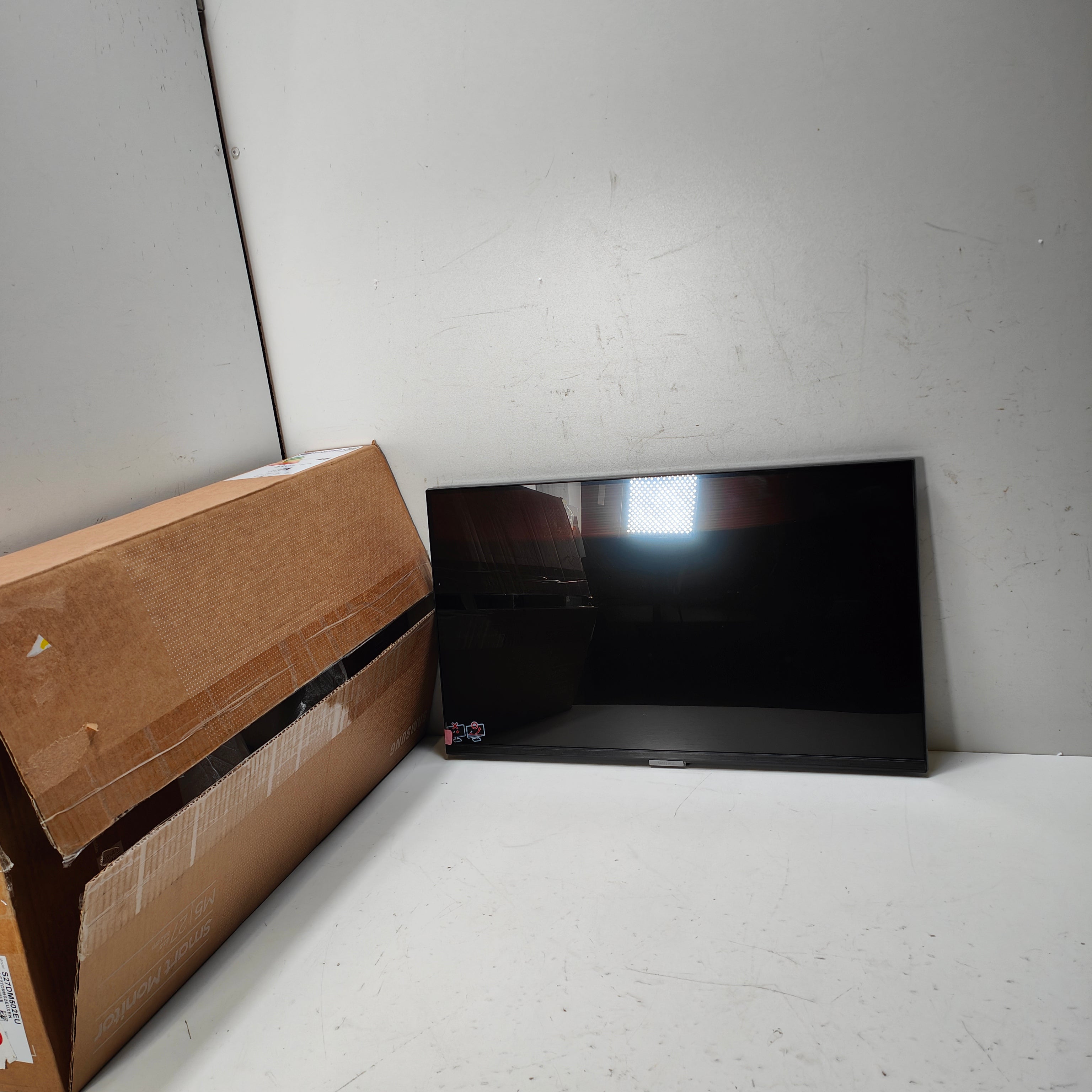 Samsung LS27DM502EUXEN Smart M5