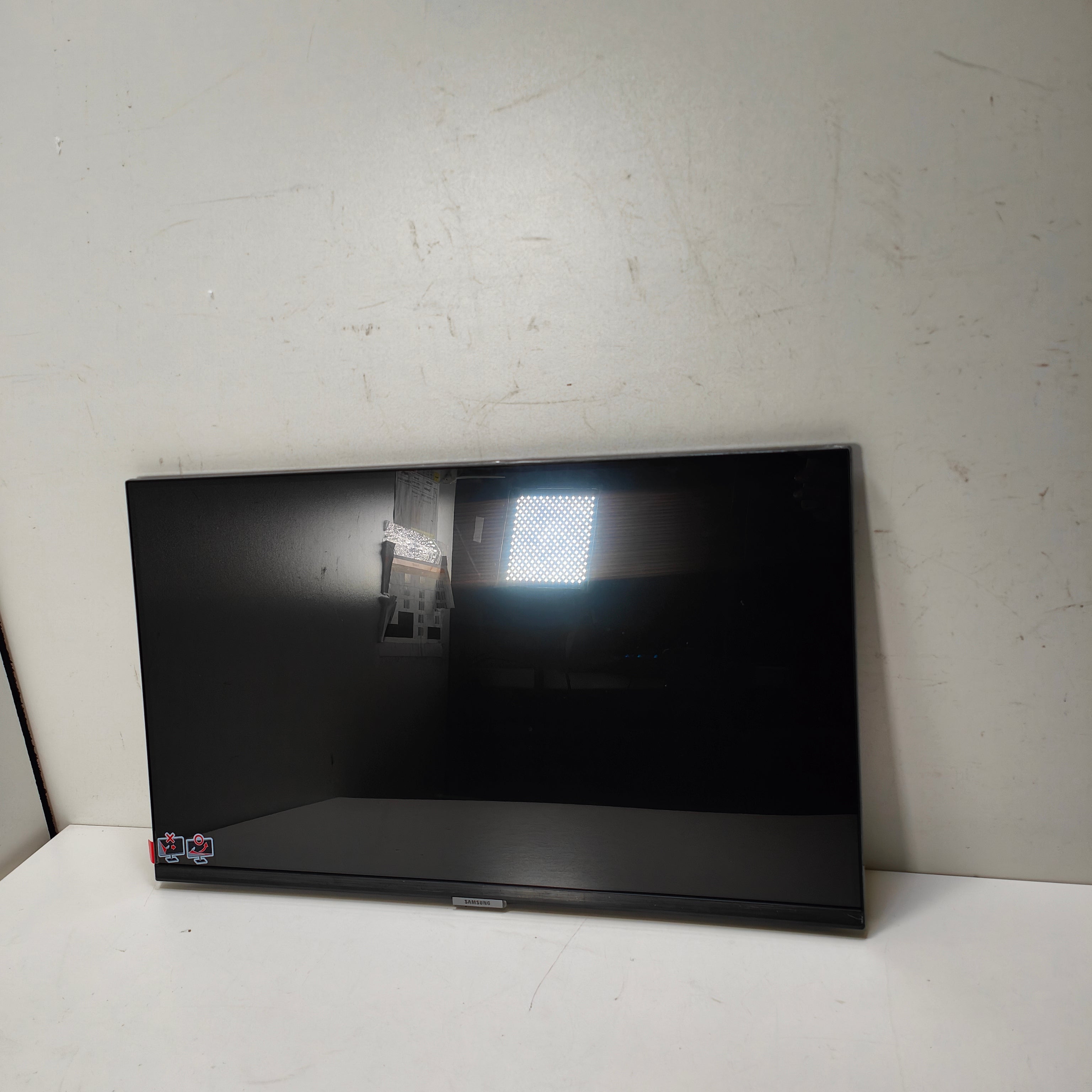 Samsung LS27DM502EUXEN Smart M5