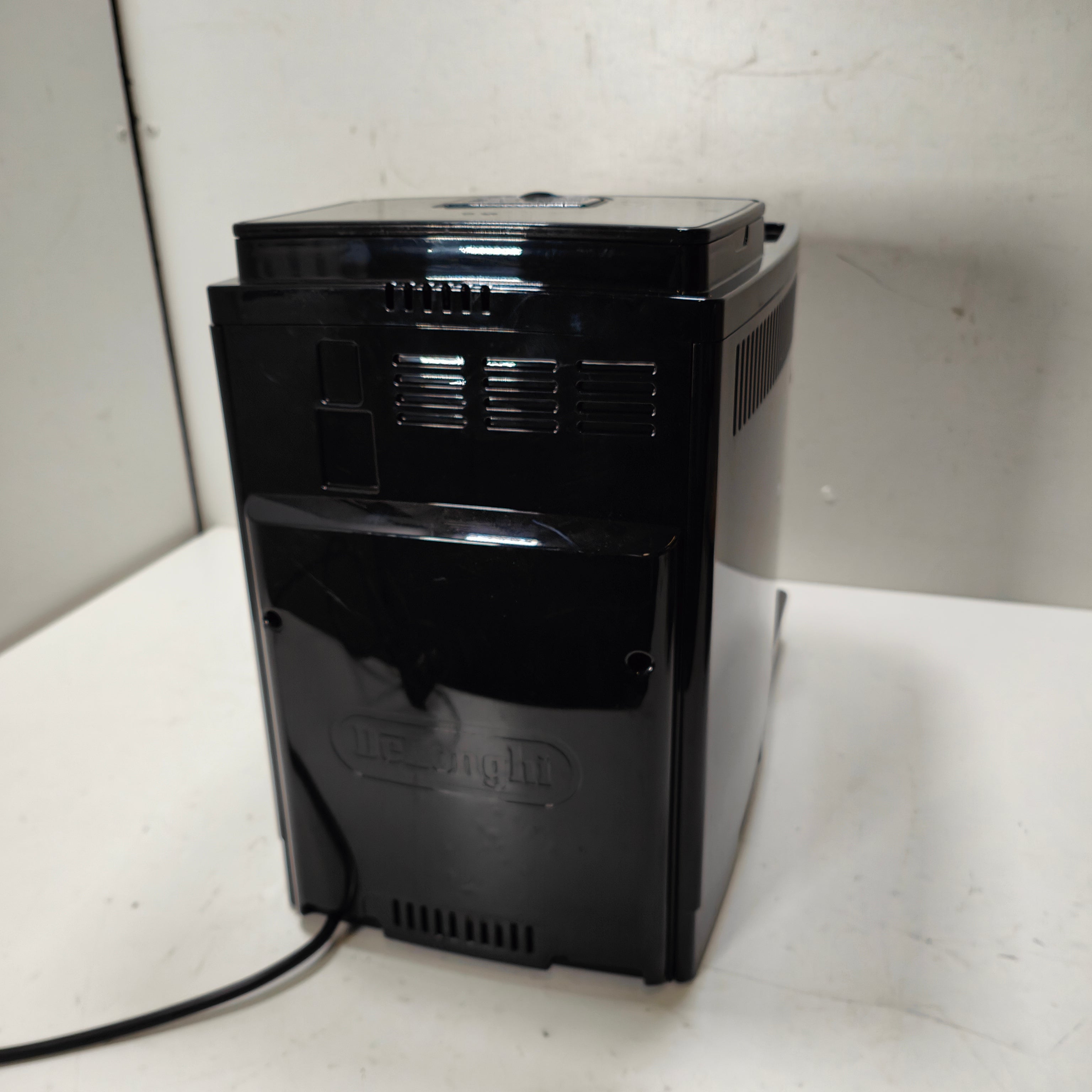 DeLonghi ECAM 21.117.B Magnifica S