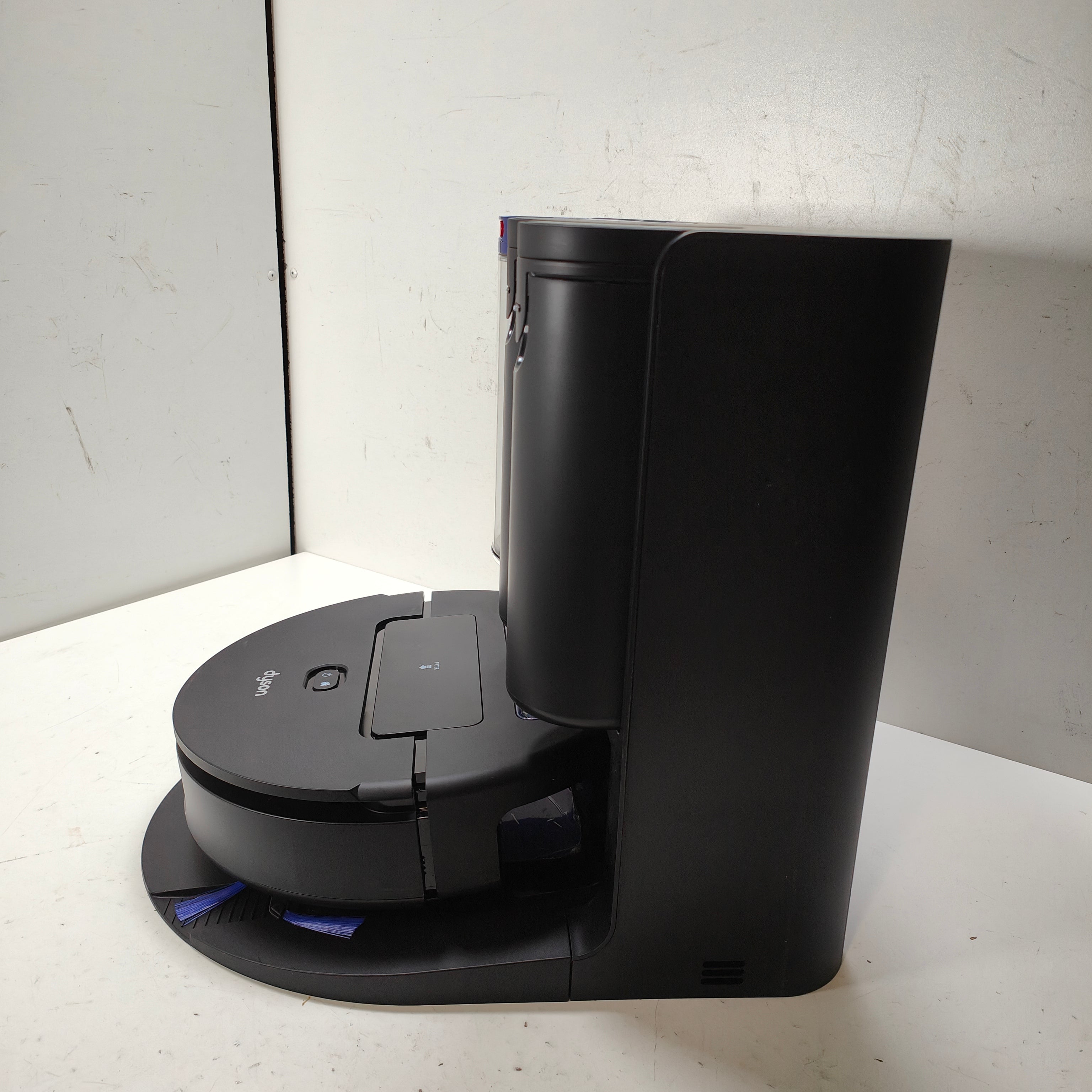 Dyson Spot+Scrub KI