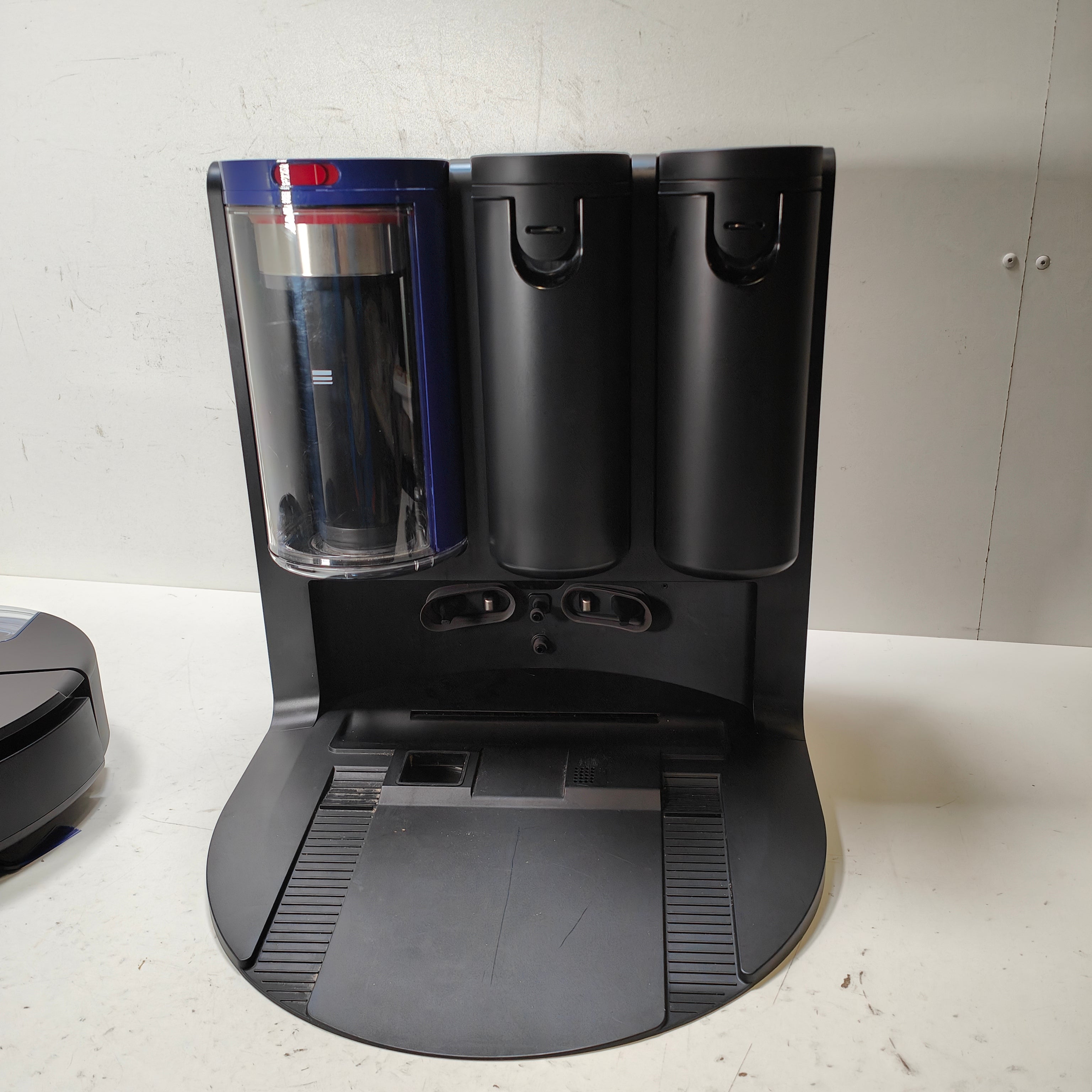 Dyson Spot+Scrub KI
