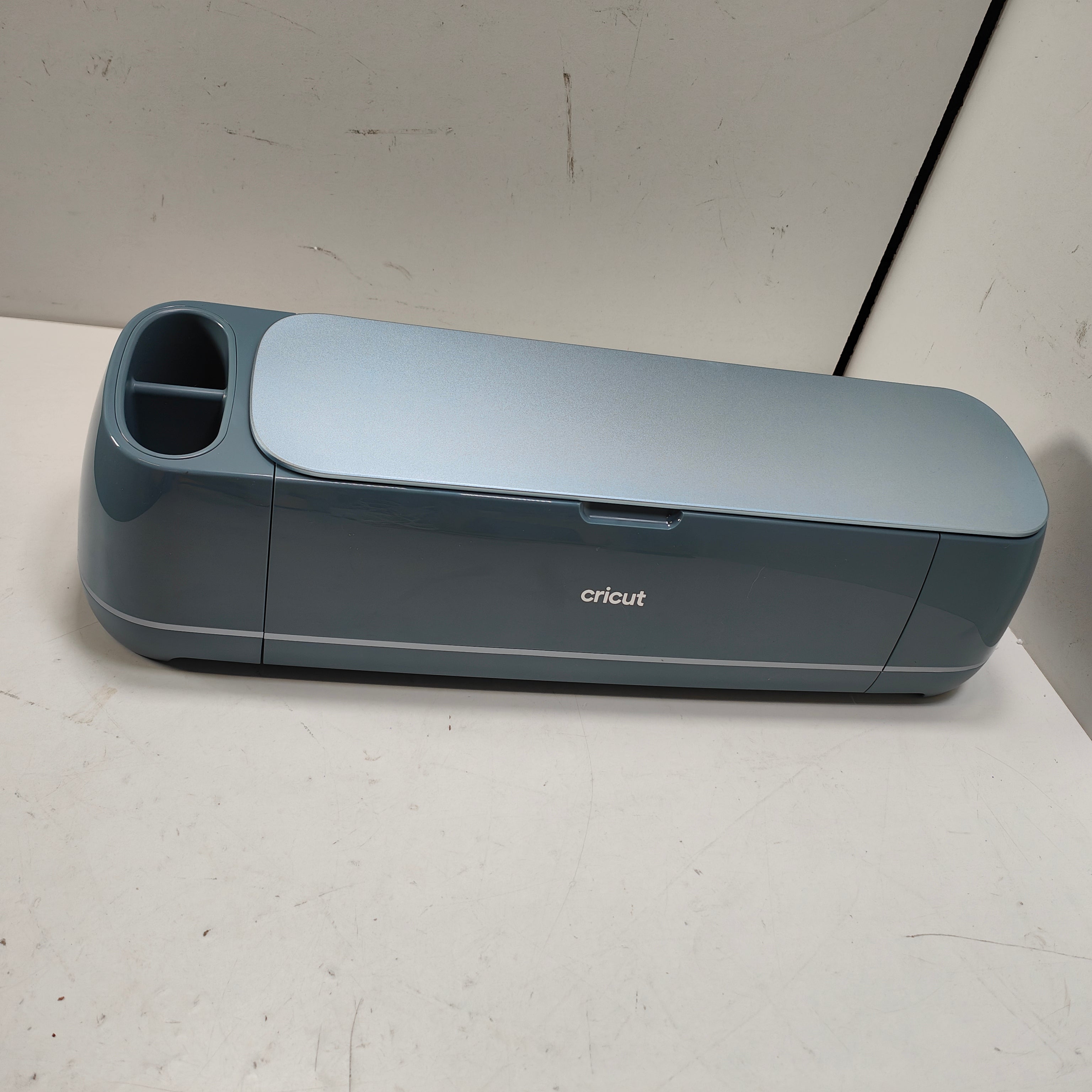 Cricut Maker 4 Essentials-Bundle
