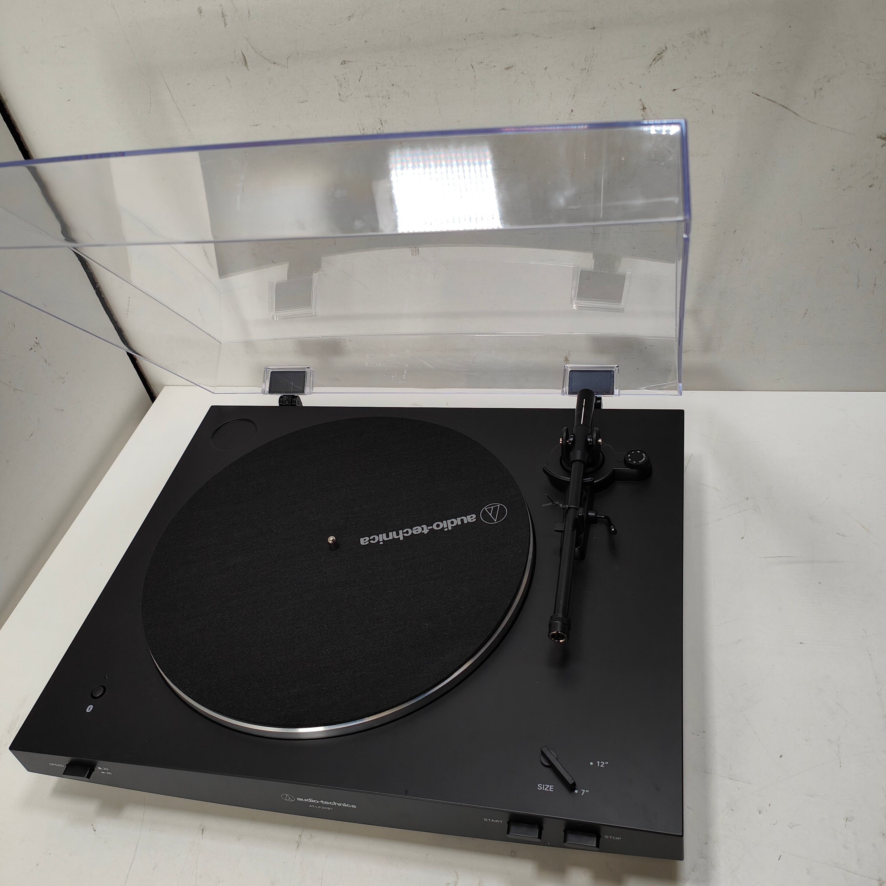 Audio-Technica AT-LP3XBT Schwarz