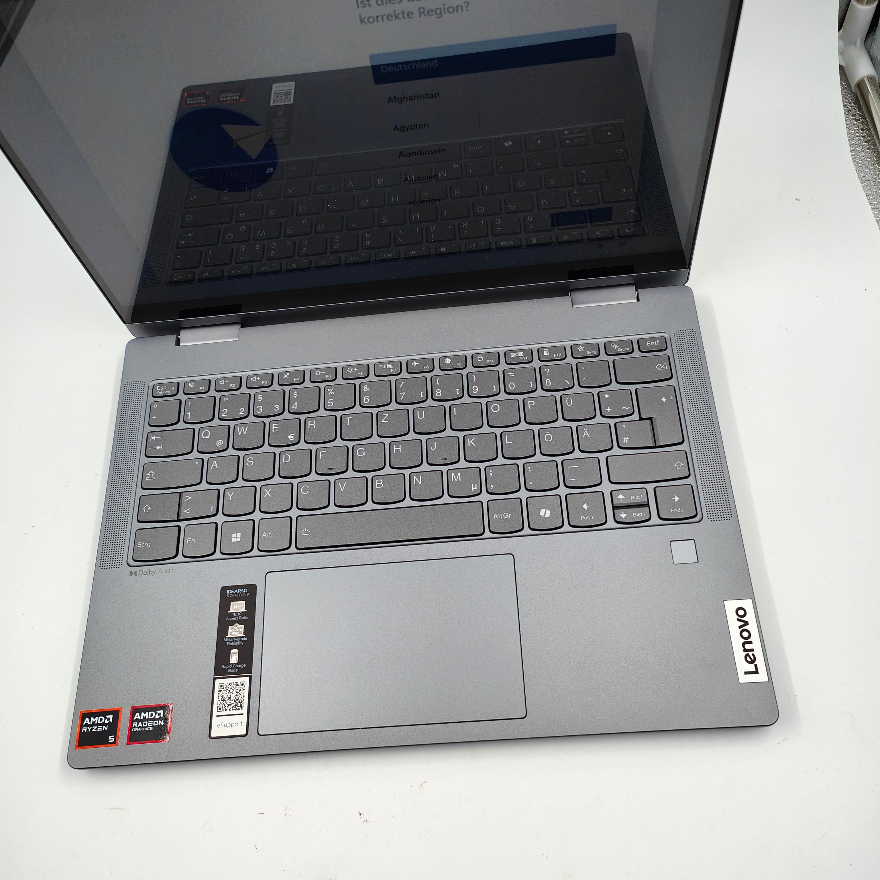 Lenovo IdeaPad 5 2-en-1 14AHP9 83DR001SGE QWERTZ