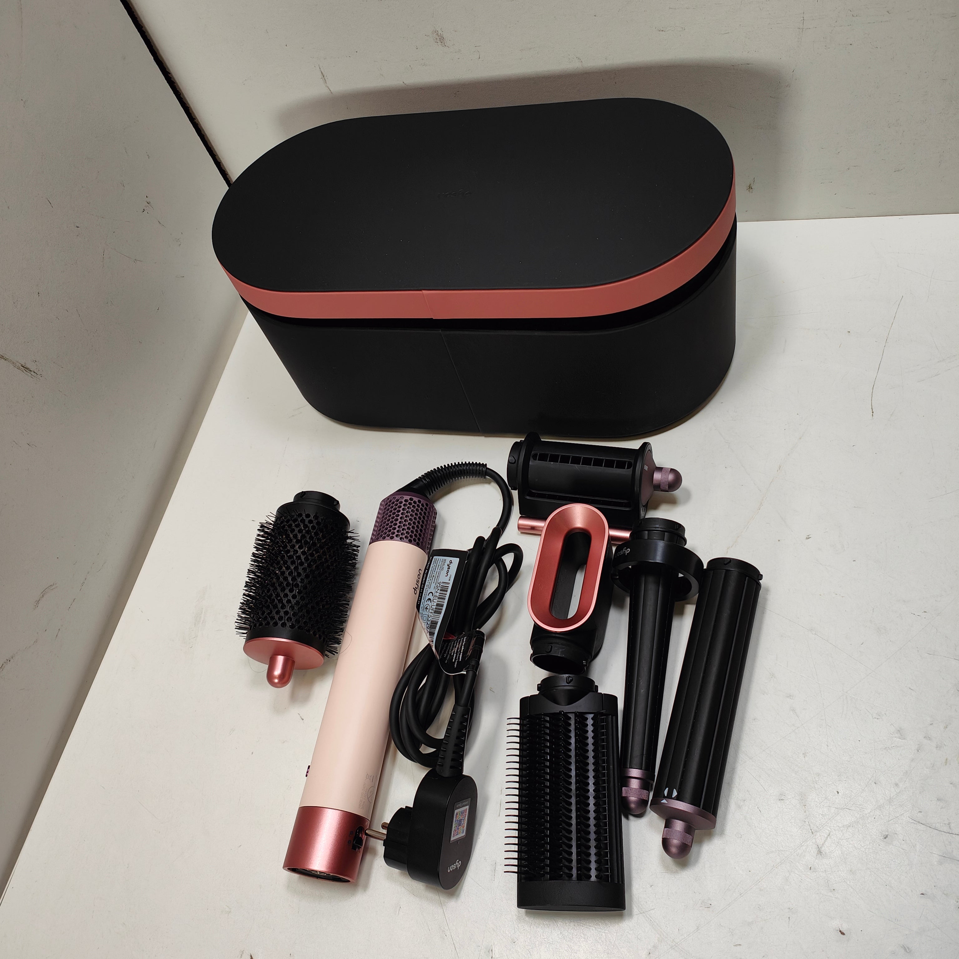 Dyson Airwrap Straight+Wavy Ceramic Pink