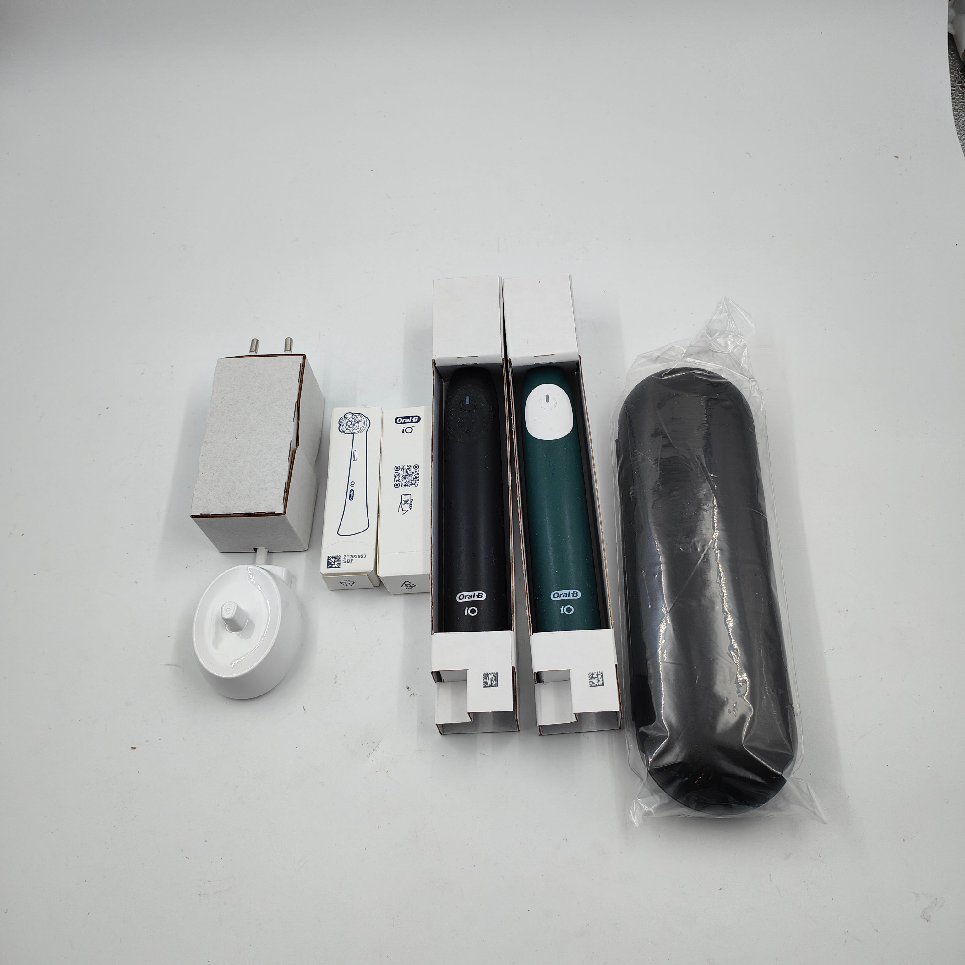 Oral-B iO 2 Zwart en Groen Duo Pack
