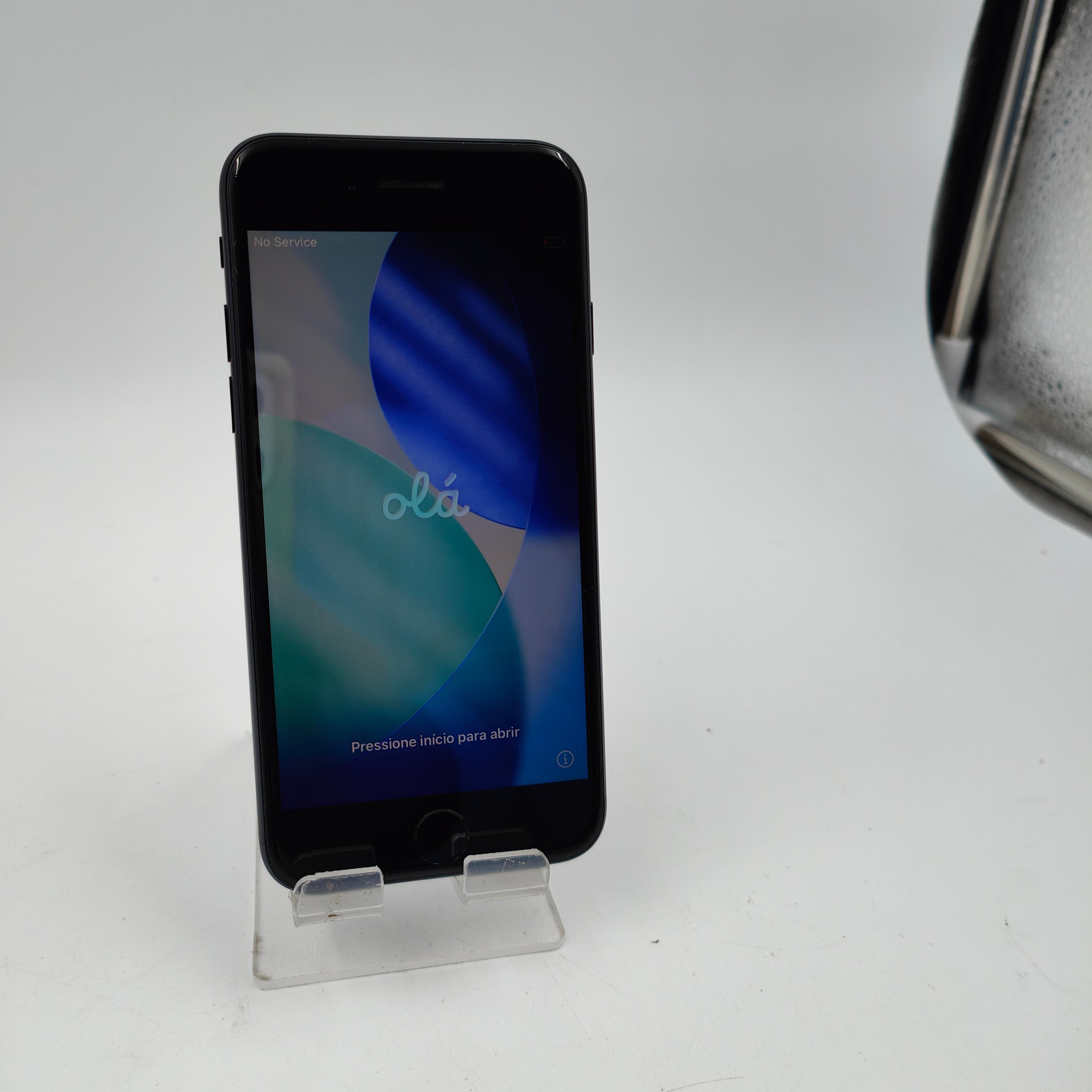 Generalüberholtes iPhone SE (3. Generation) Midnight 64GB
