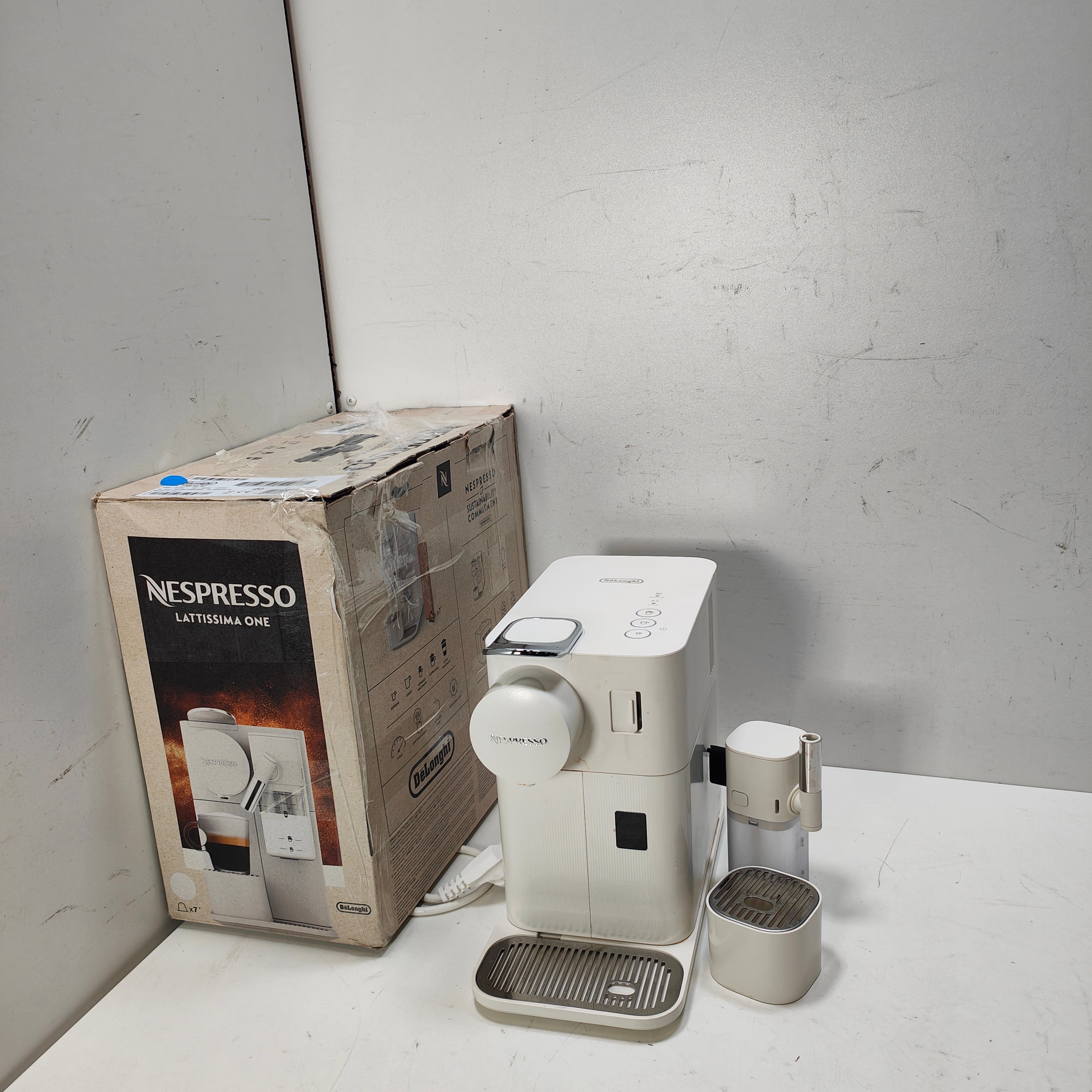 DeLonghi Nespresso Lattissima One EN510.W Weiß