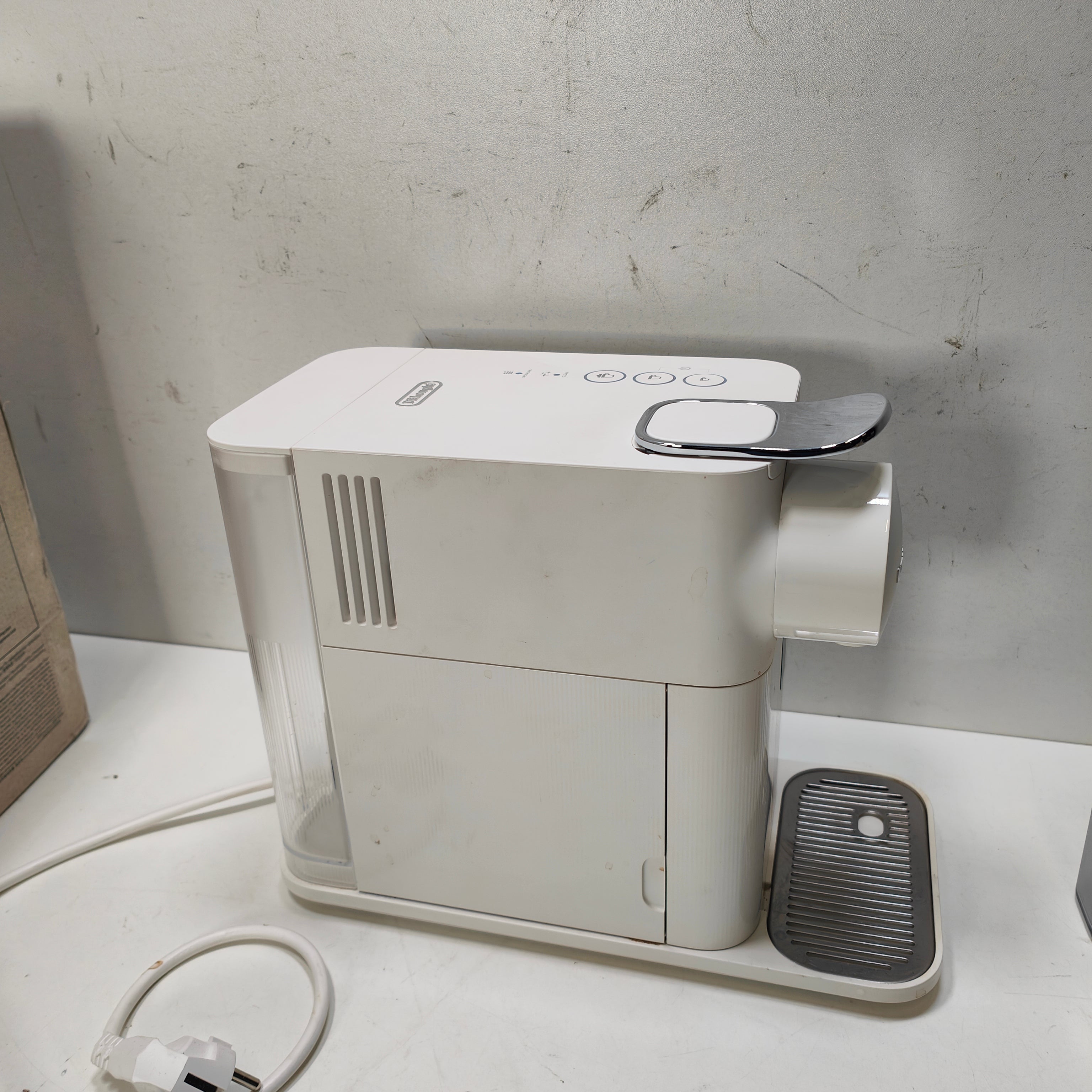 DeLonghi Nespresso Lattissima One EN510.W Weiß