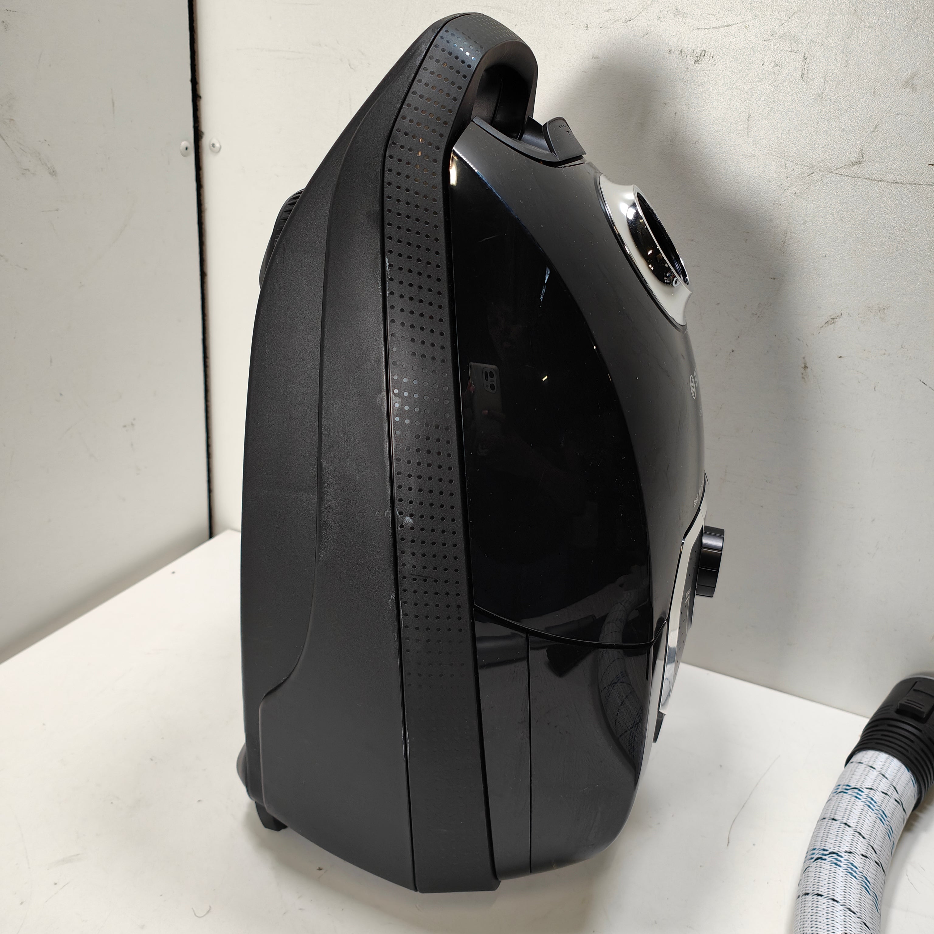 Bosch Serie 8 In'genius BGL8X329