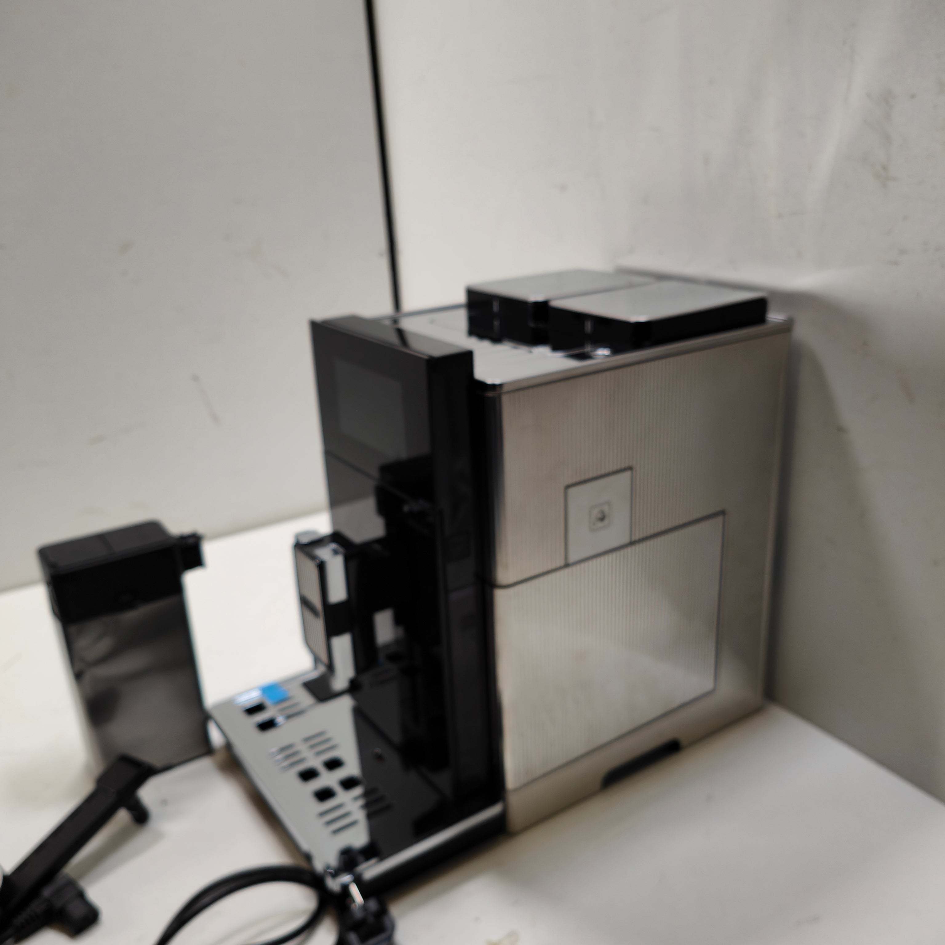 DeLonghi Maestosa EPAM 960.75.GLM