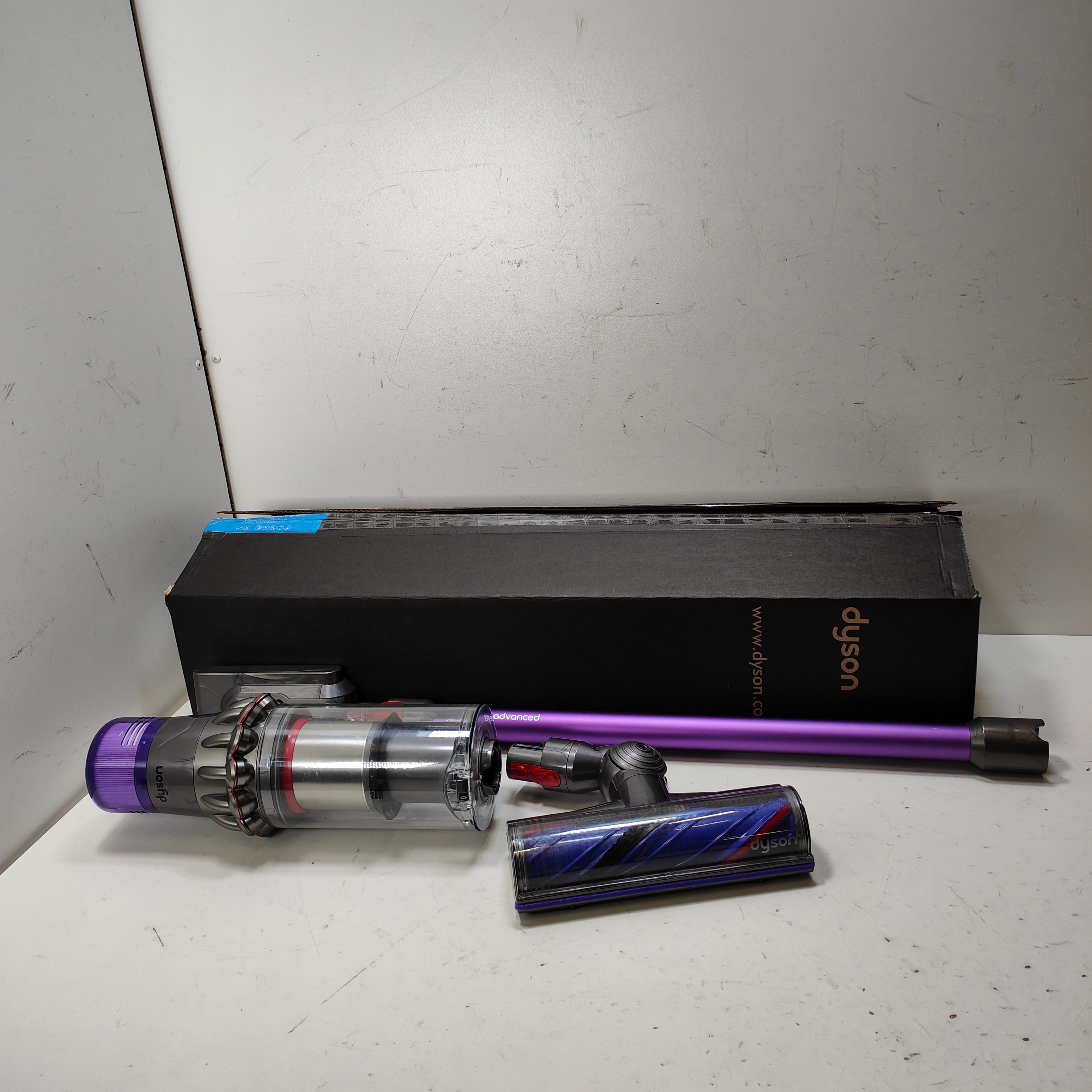 Dyson V11 Advanced