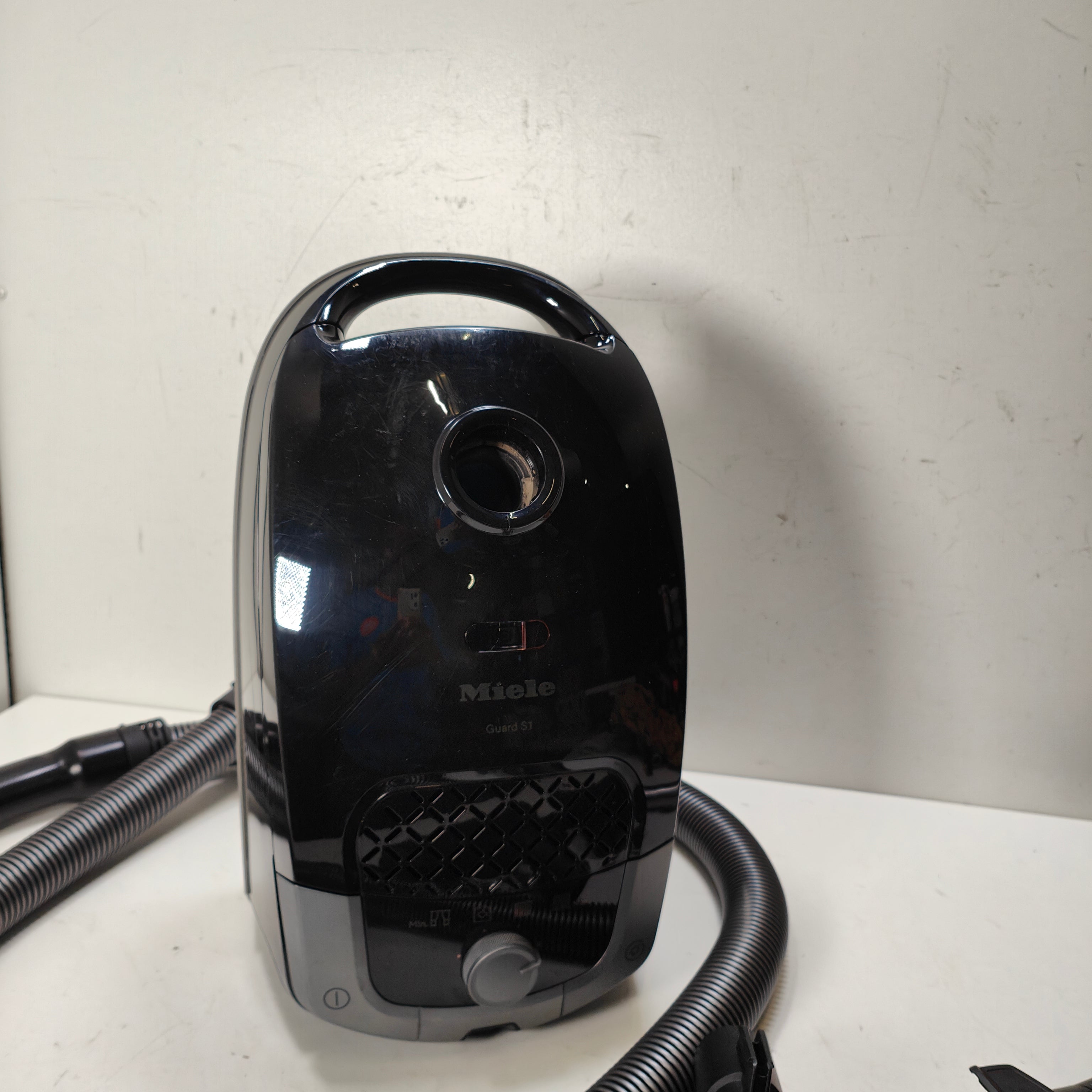 Miele Guard S1 Obsidianschwarz
