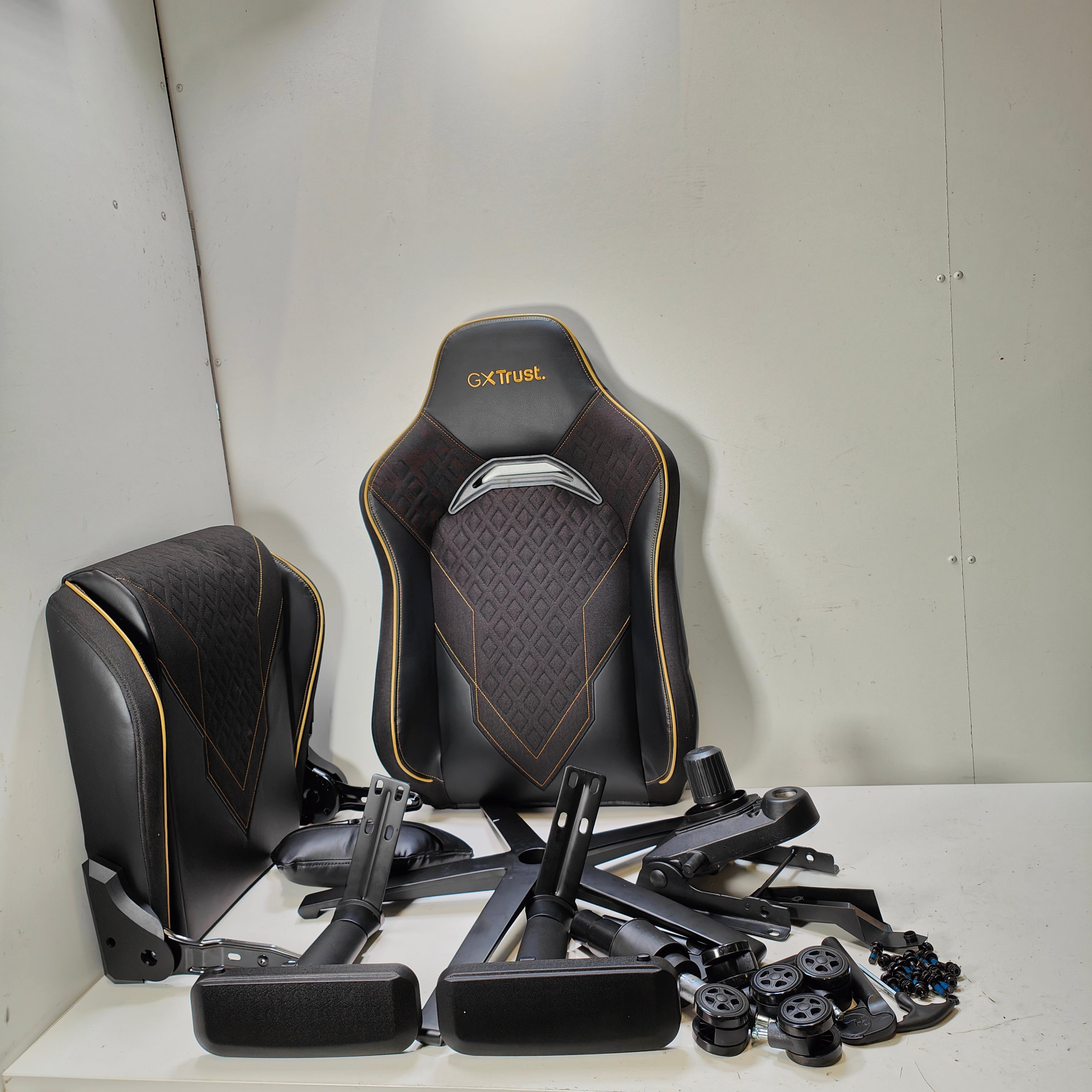 Trust GXT 721 RUYA Pro Gaming-Stuhl Schwarz