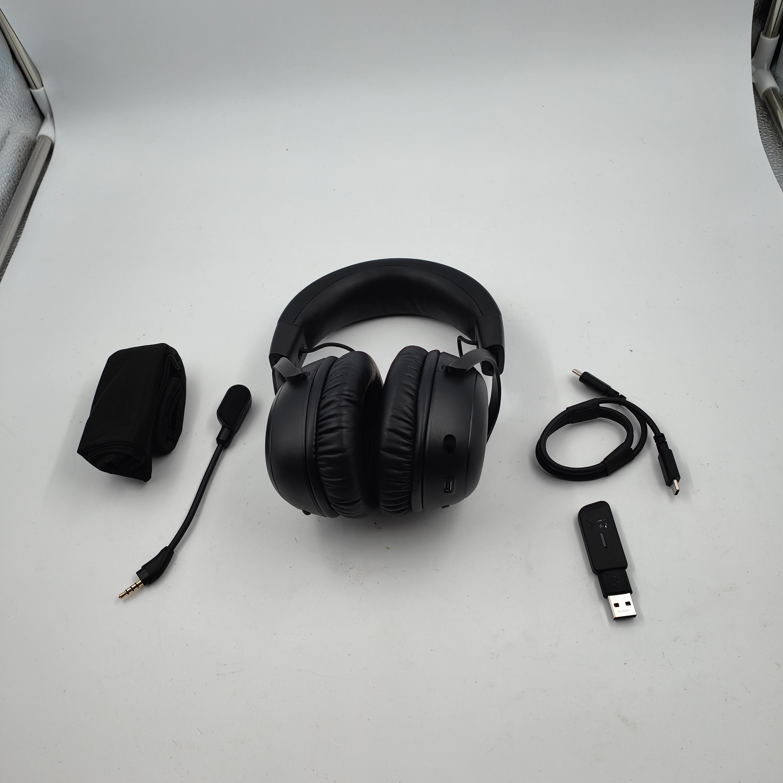 HyperX Cloud III Wireless Gaming Headset - Zwart (PC, PS5, PS4)