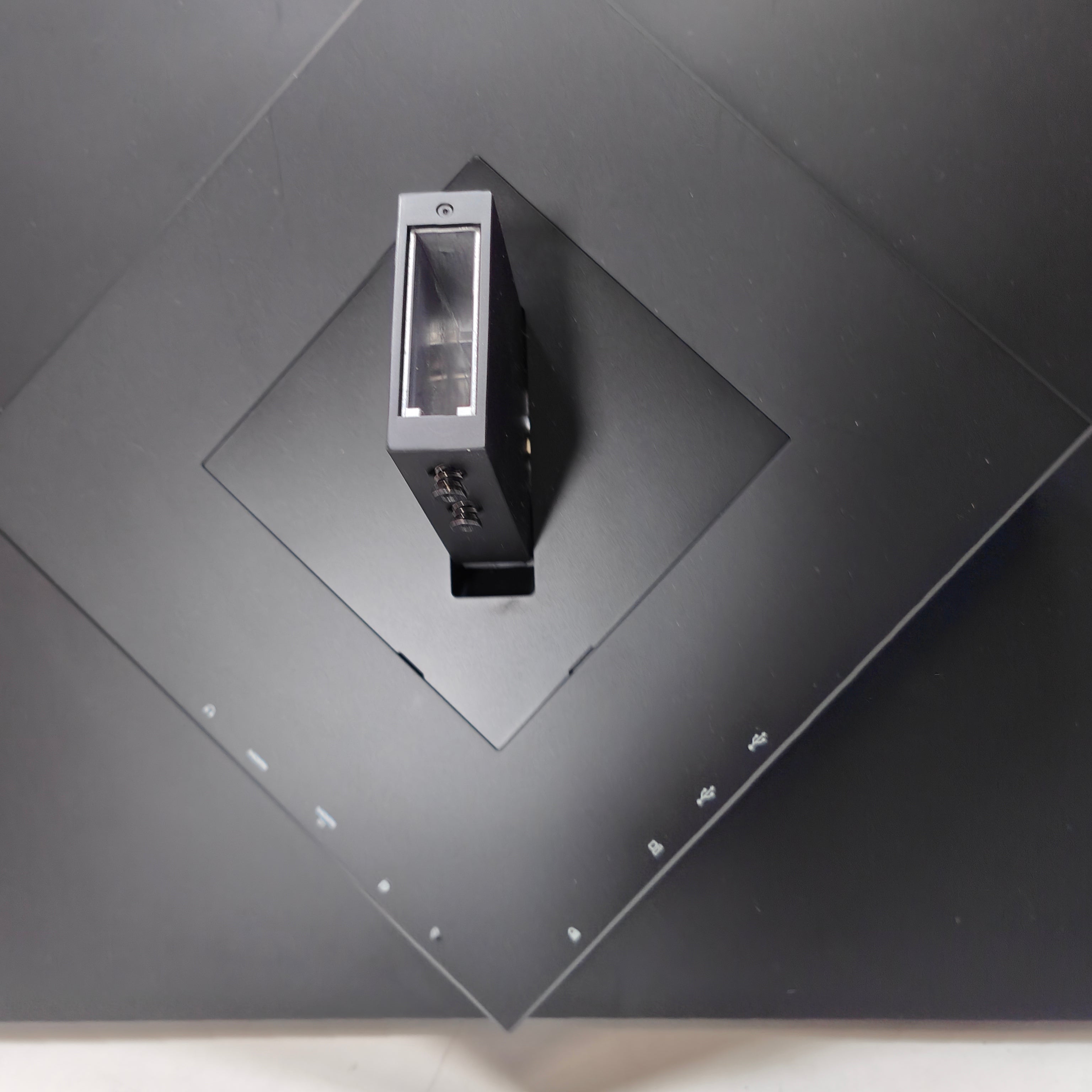 HP OMEN 27u 4K