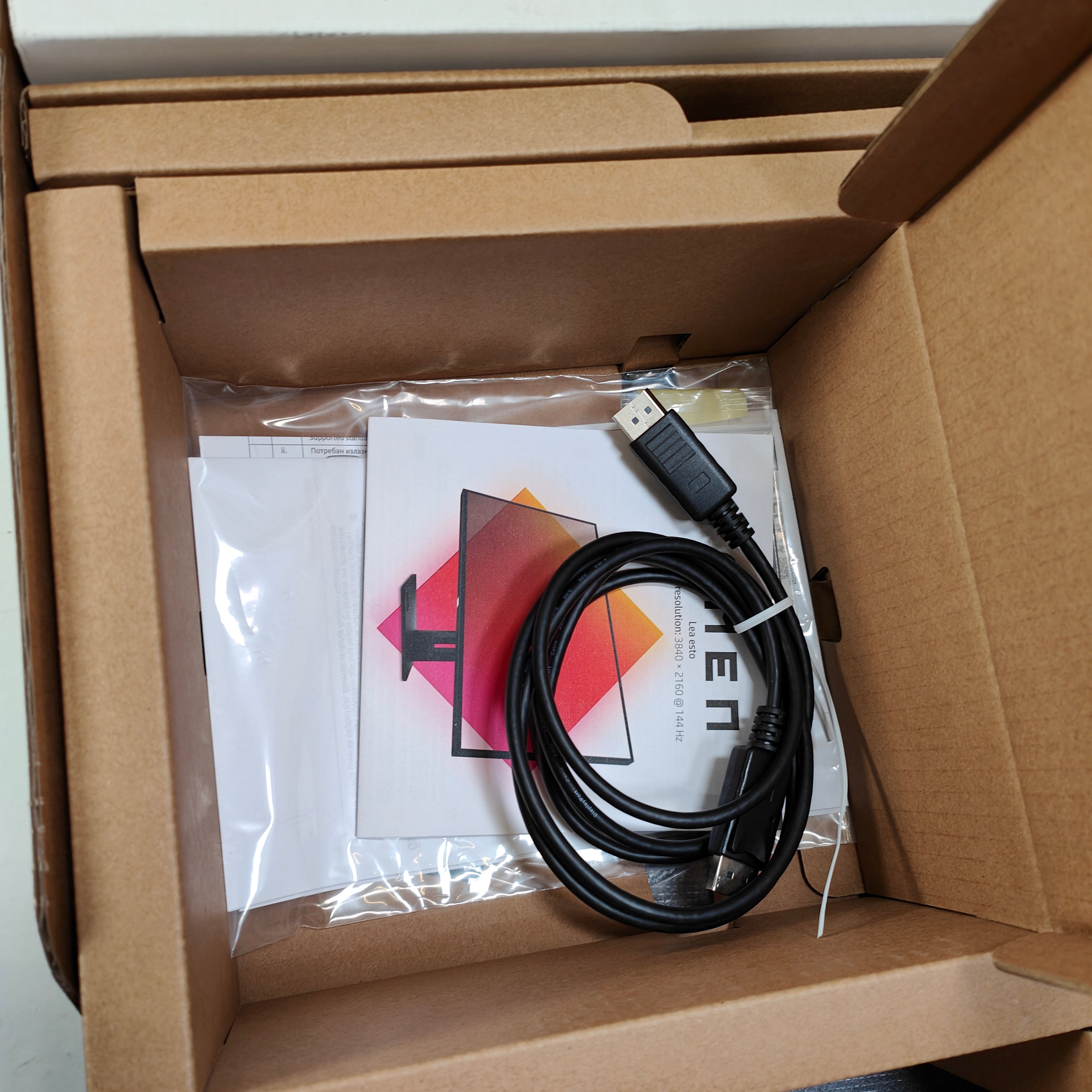 HP OMEN 27u 4K