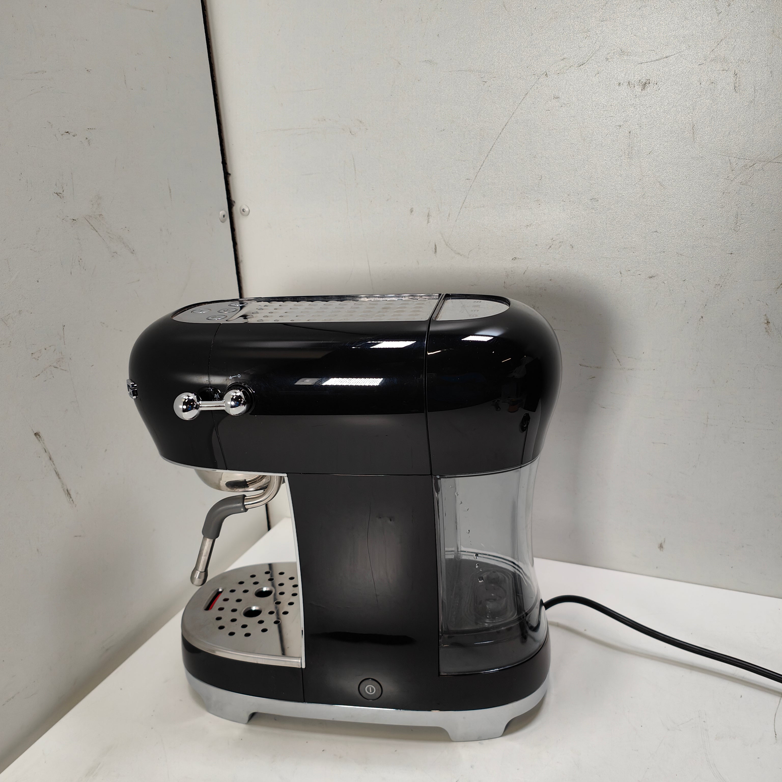 SMEG ECF02BLEU Zwart