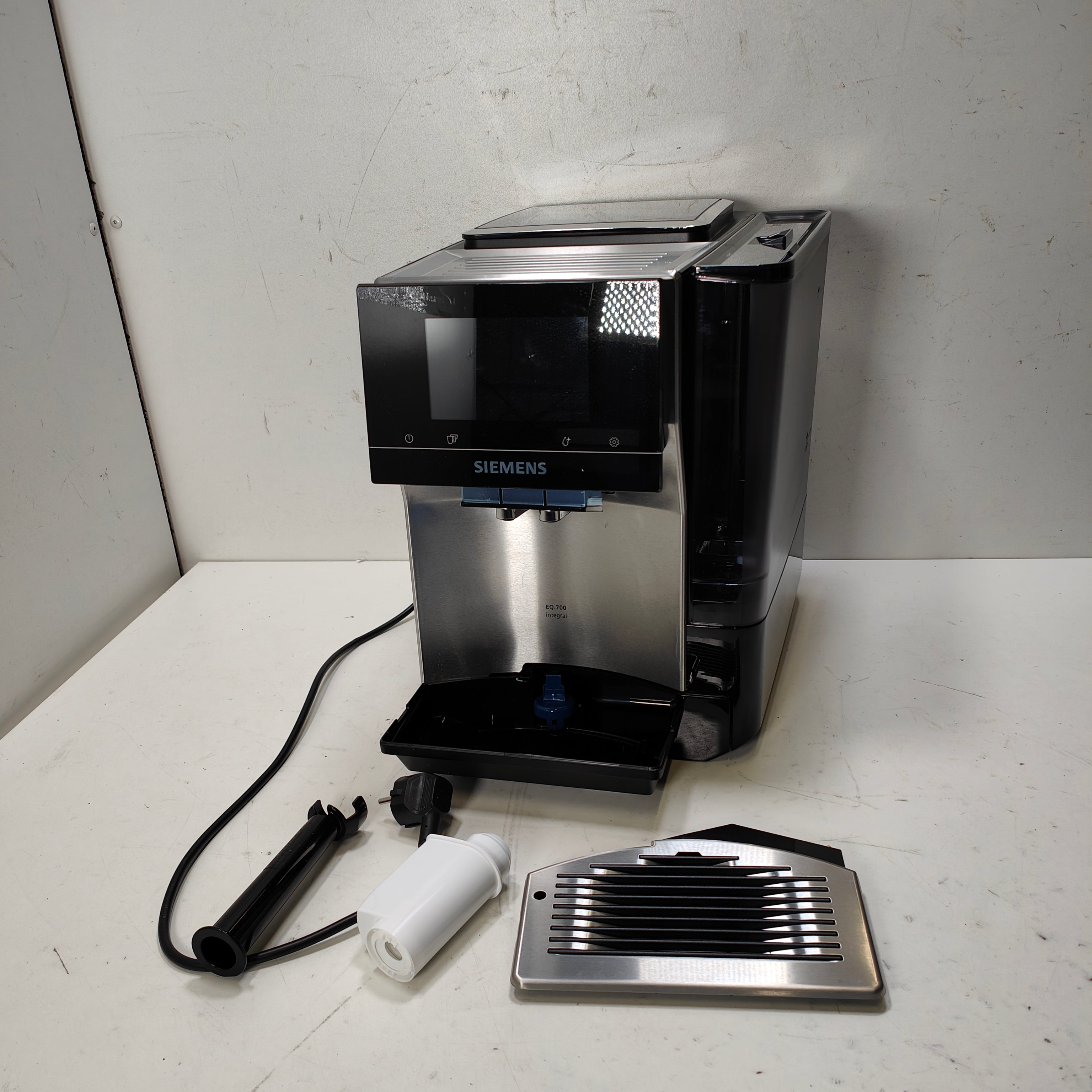 Siemens EQ700 Integral Edelstahl TQ717R03