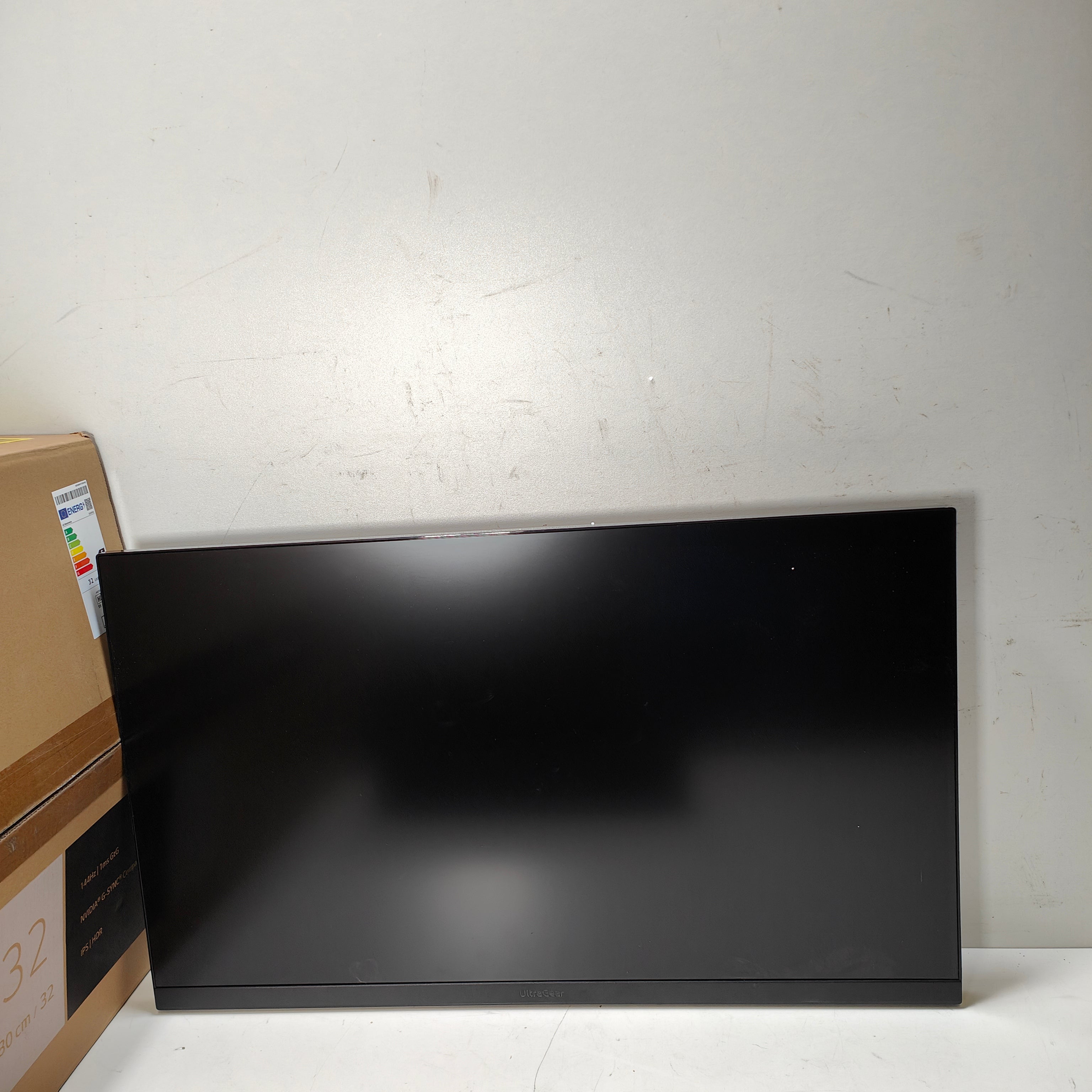 LG UltraGear 32GR93U-B