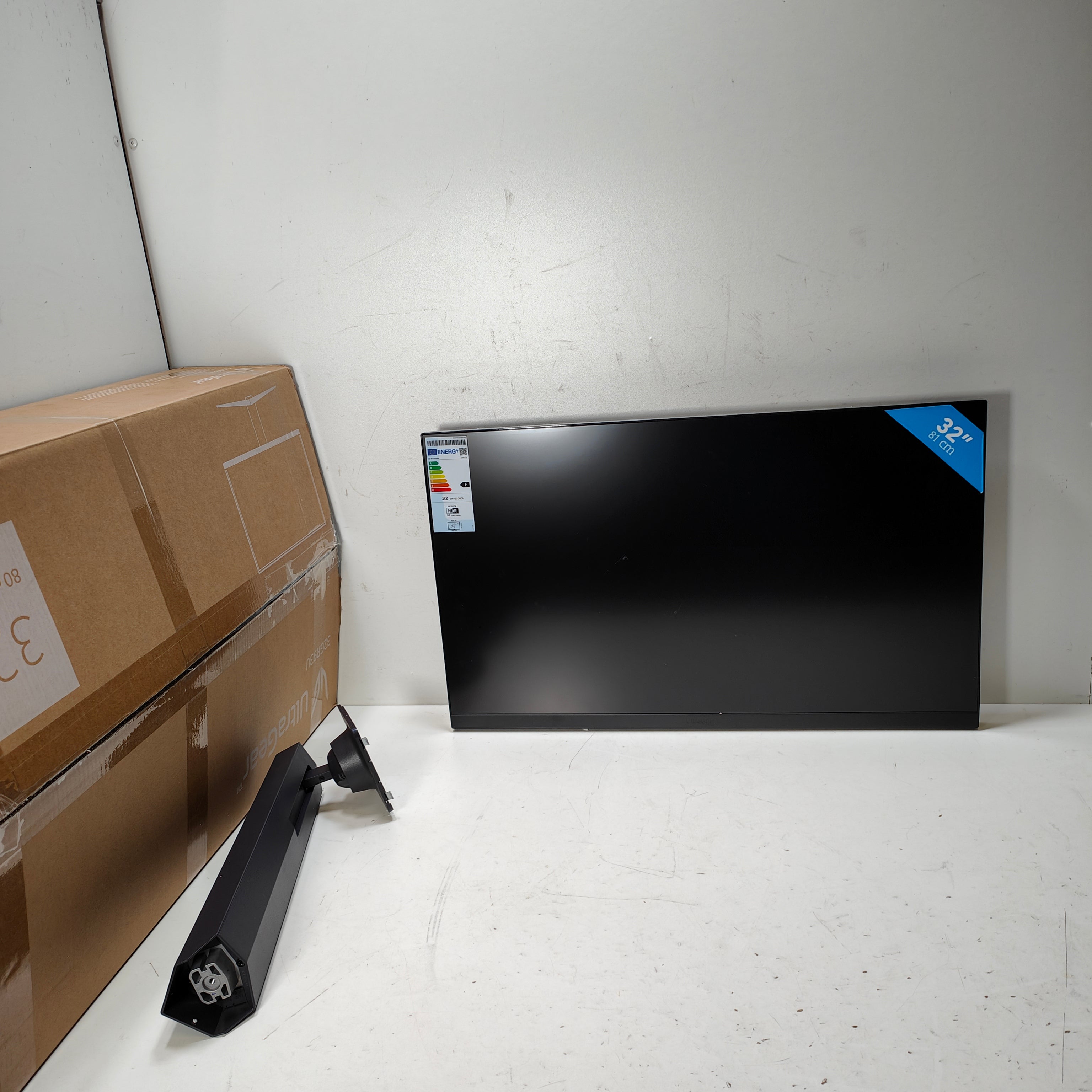 LG UltraGear 32GR93U-B
