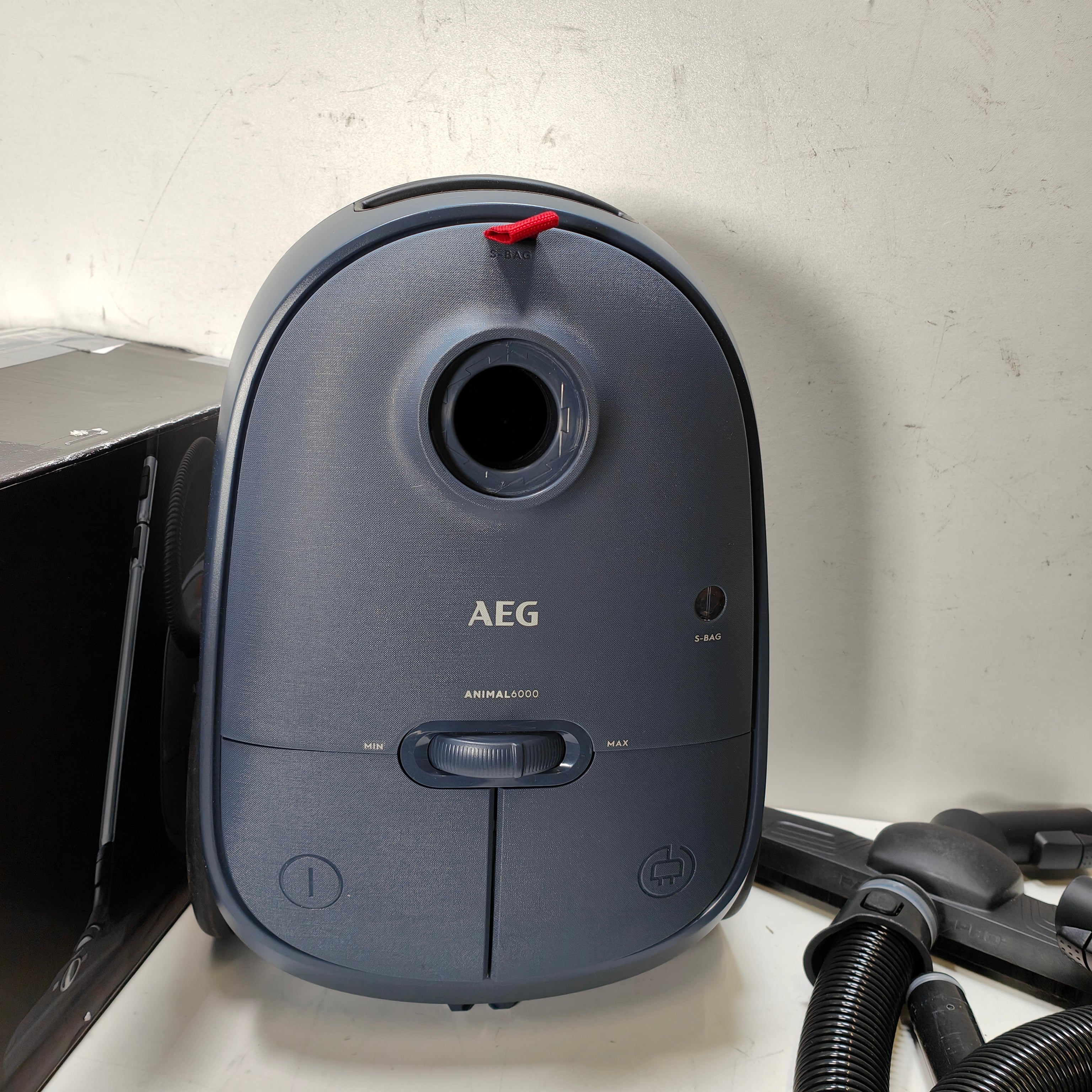 AEG AB61A4DB 6000 Animal