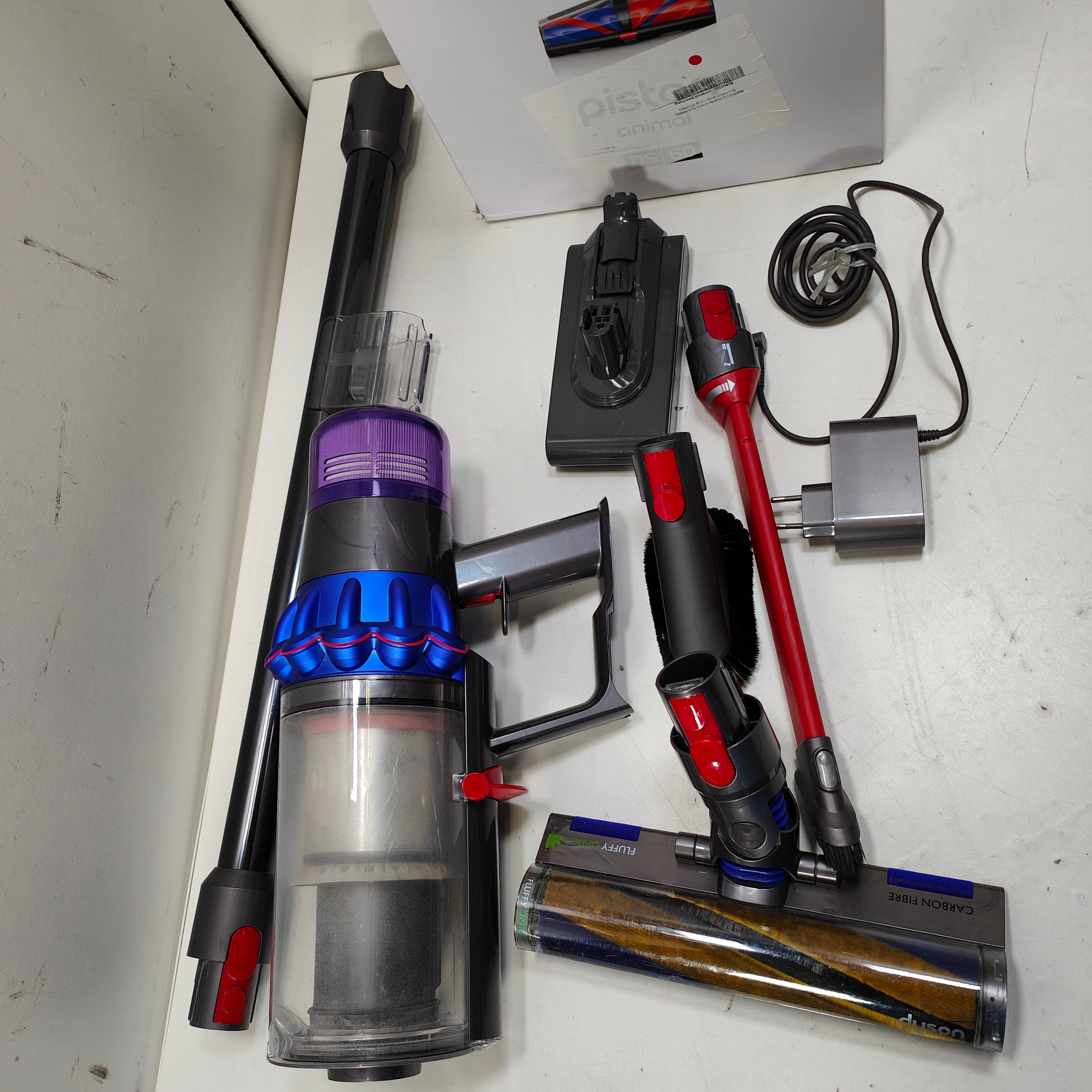 Dyson V11 Fluffy