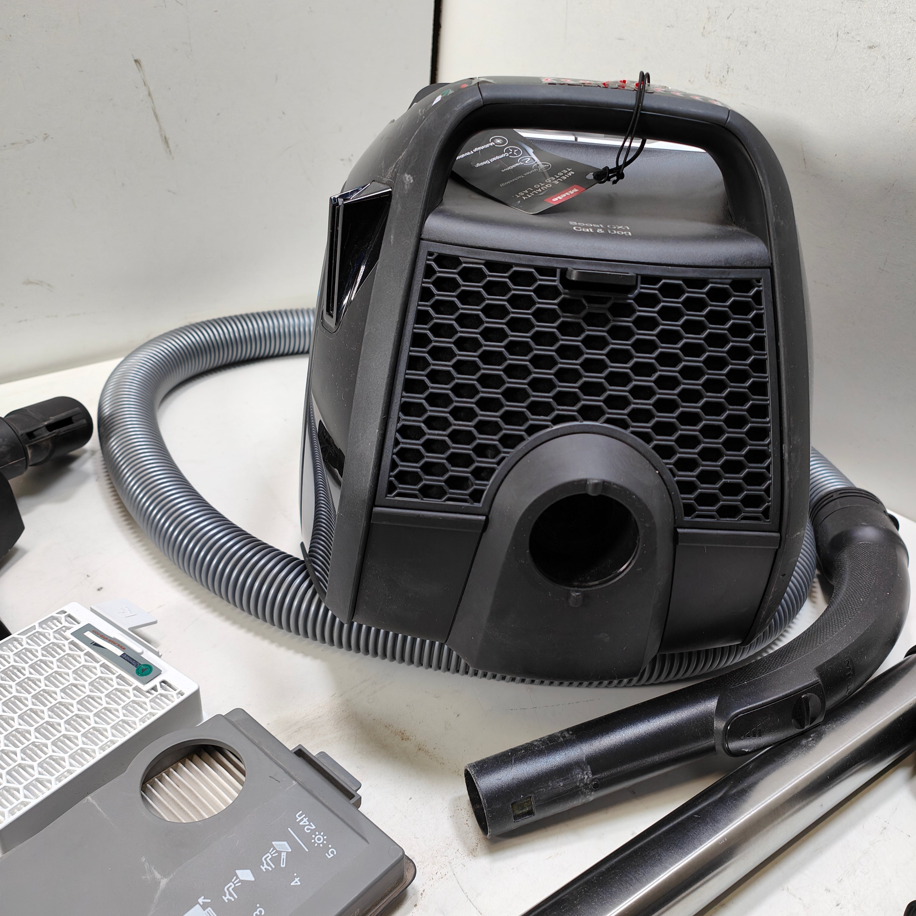 Miele Boost CX1 Cat & Dog Obsidian Schwarz