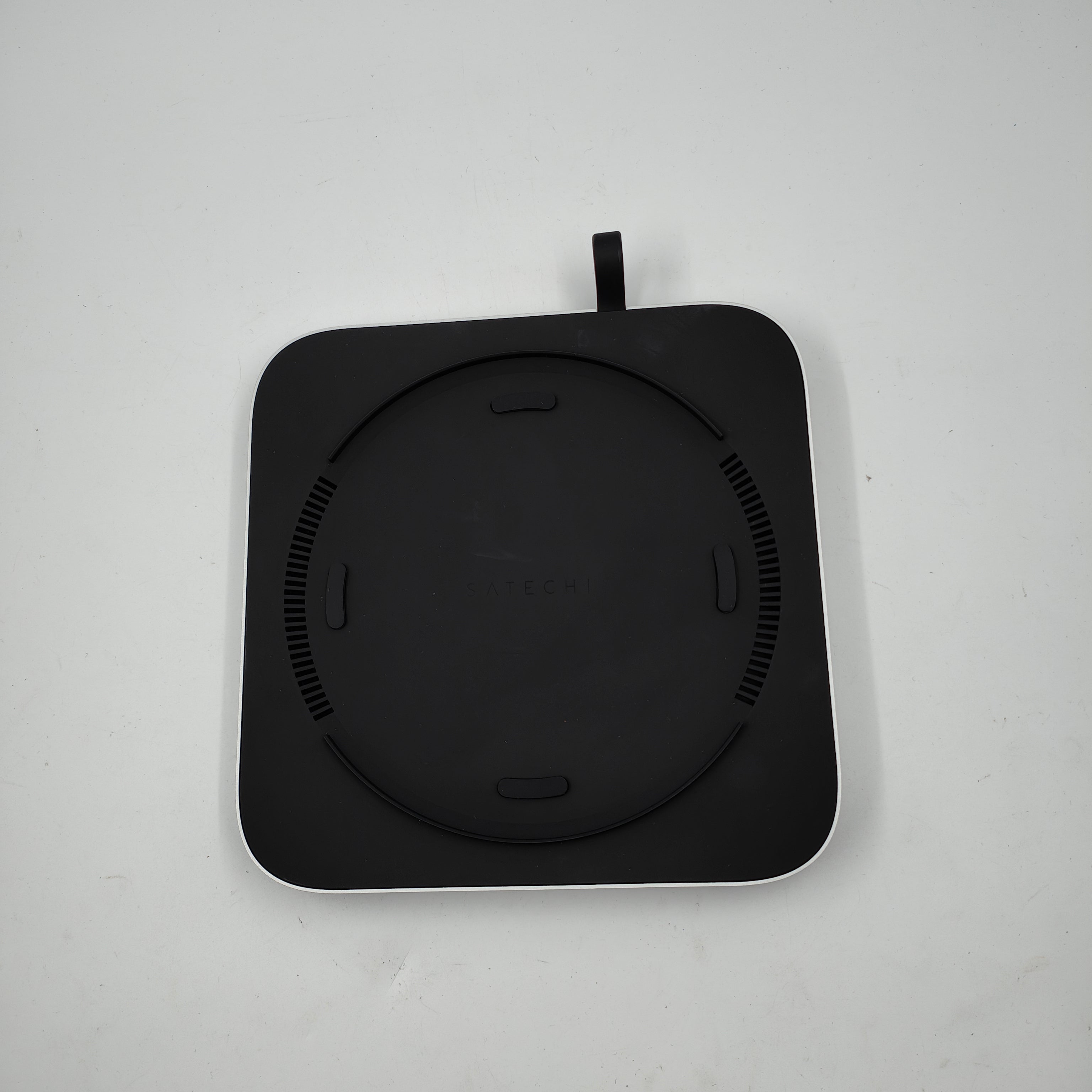 Support Hub en aluminium Satechi pour Mac Mini, argenté