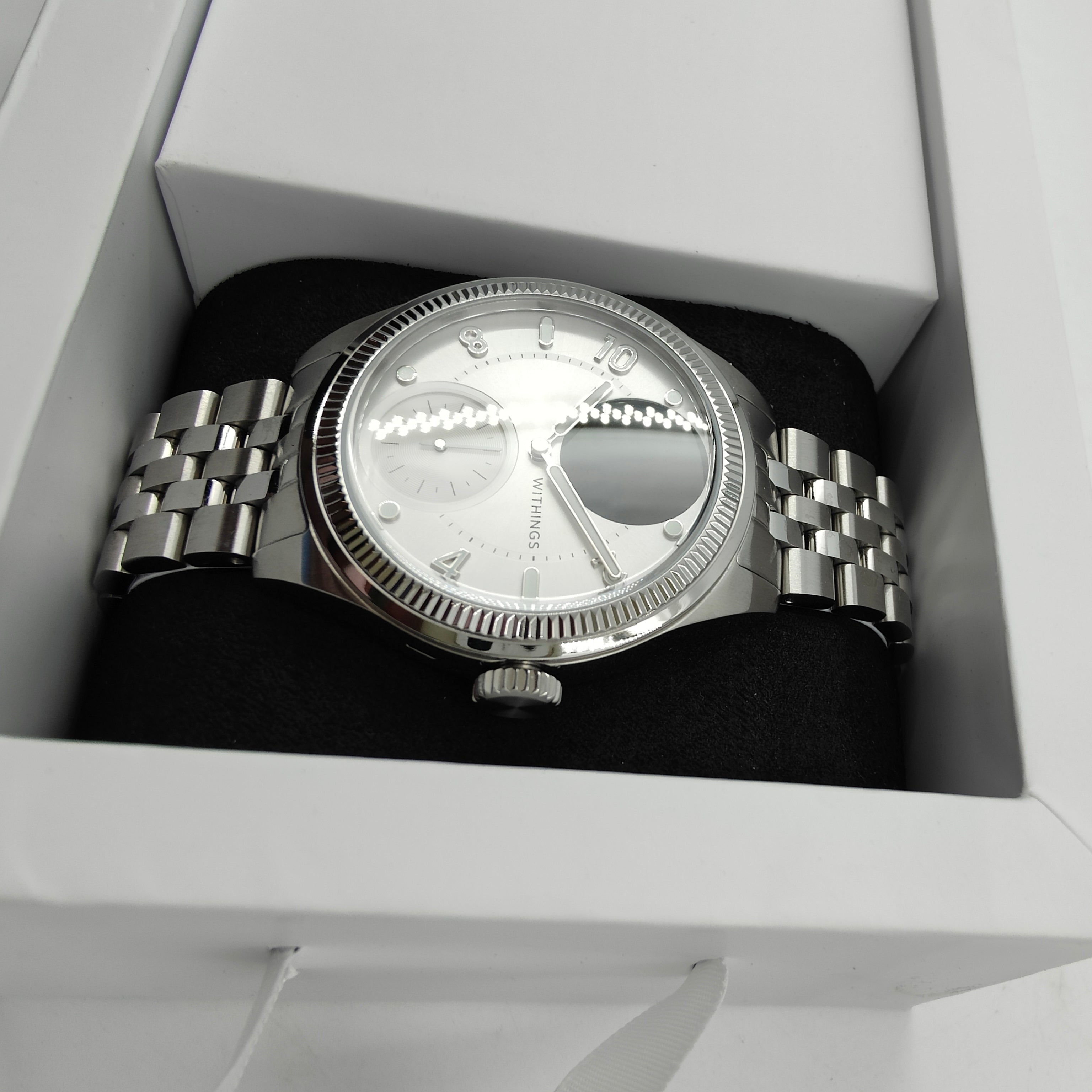 Withings ScanWatch Nova Édition Brillant Titane Argenté