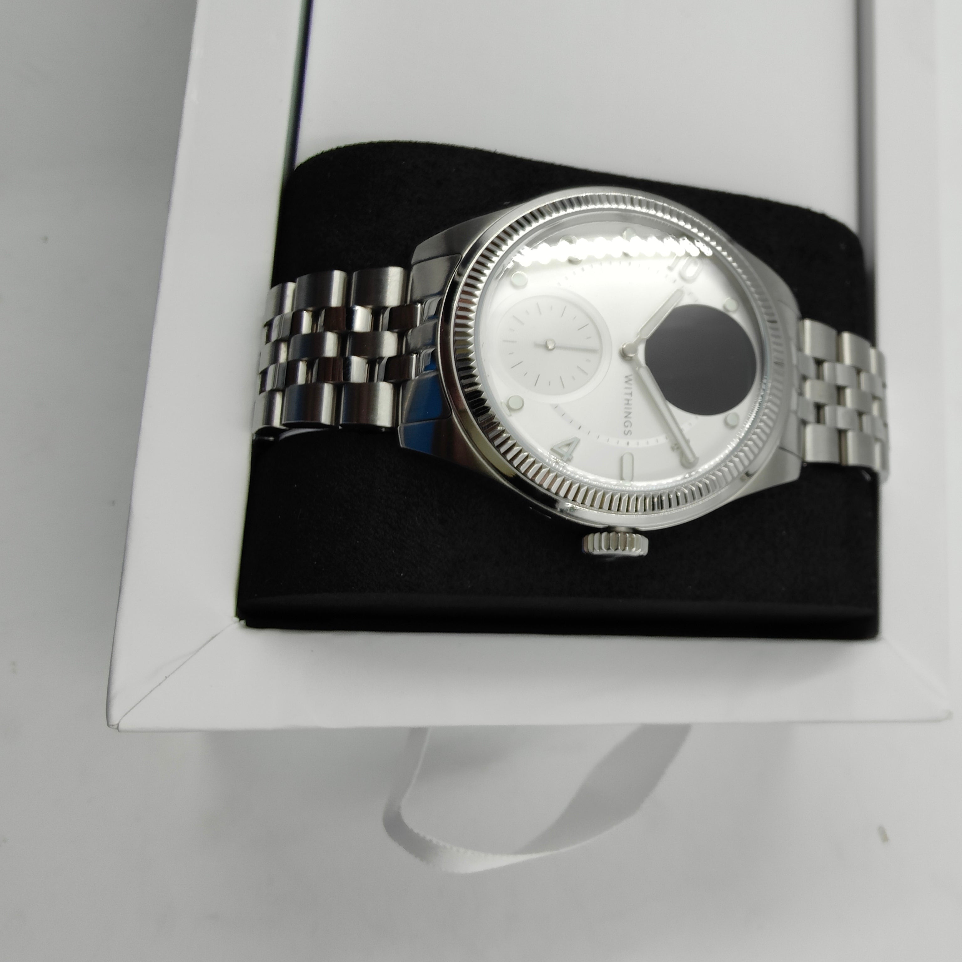 Withings ScanWatch Nova Édition Brillant Titane Argenté