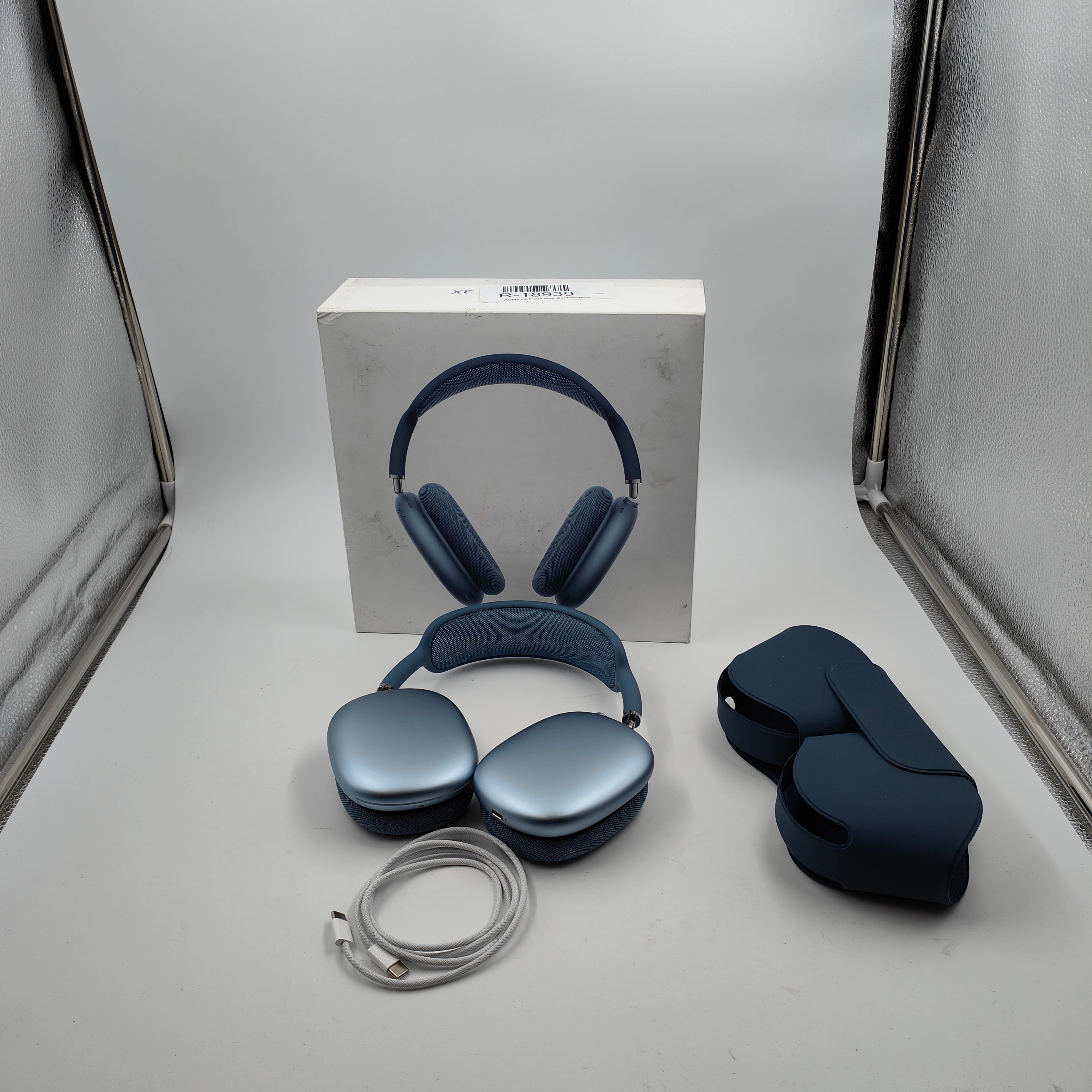 Apple AirPods Max Dunkelblau