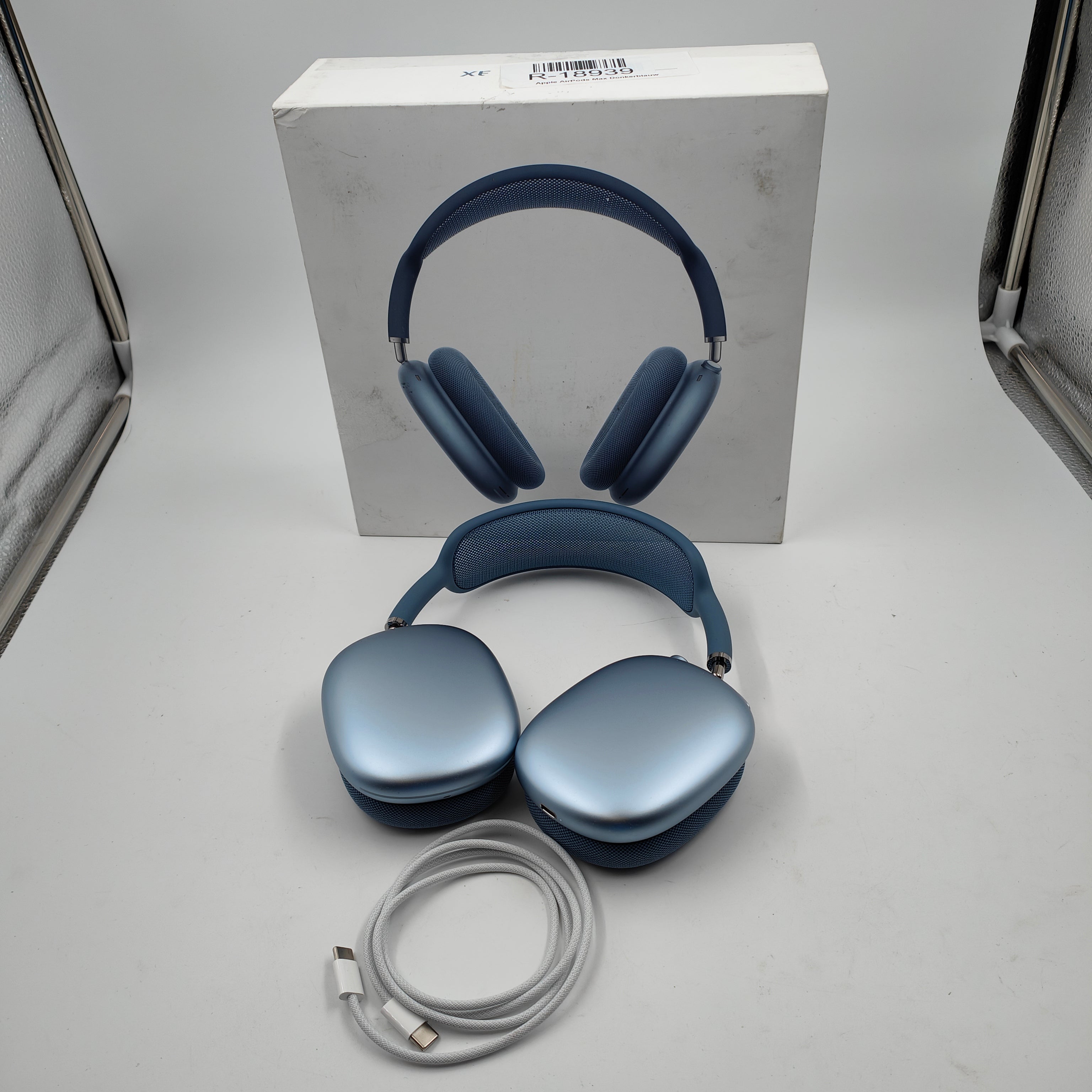 Apple AirPods Max Dunkelblau