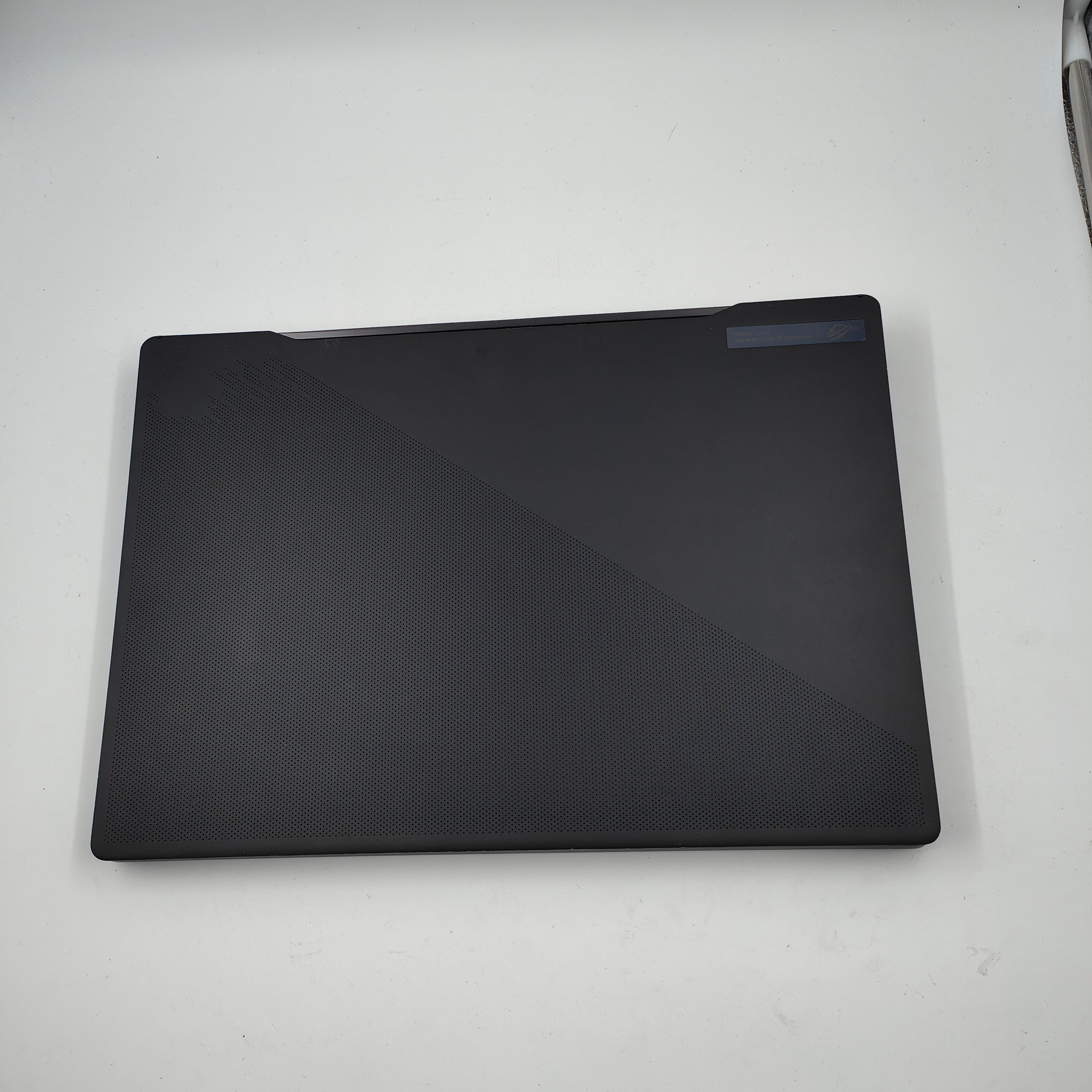 Asus ROG Zephyrus M16 GU604VZ-NM008W QWERTY