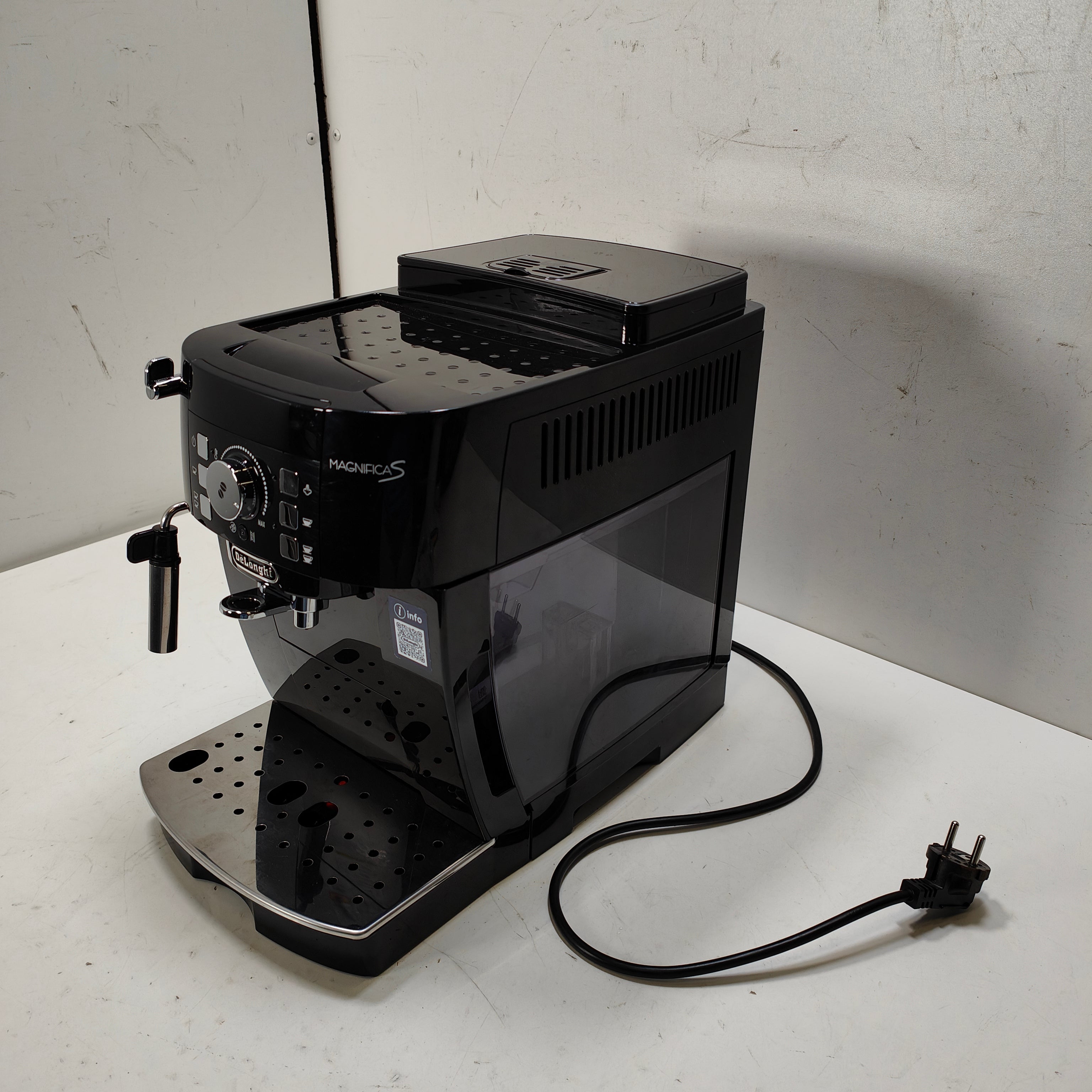 DeLonghi ECAM 21.117.B Magnifica S