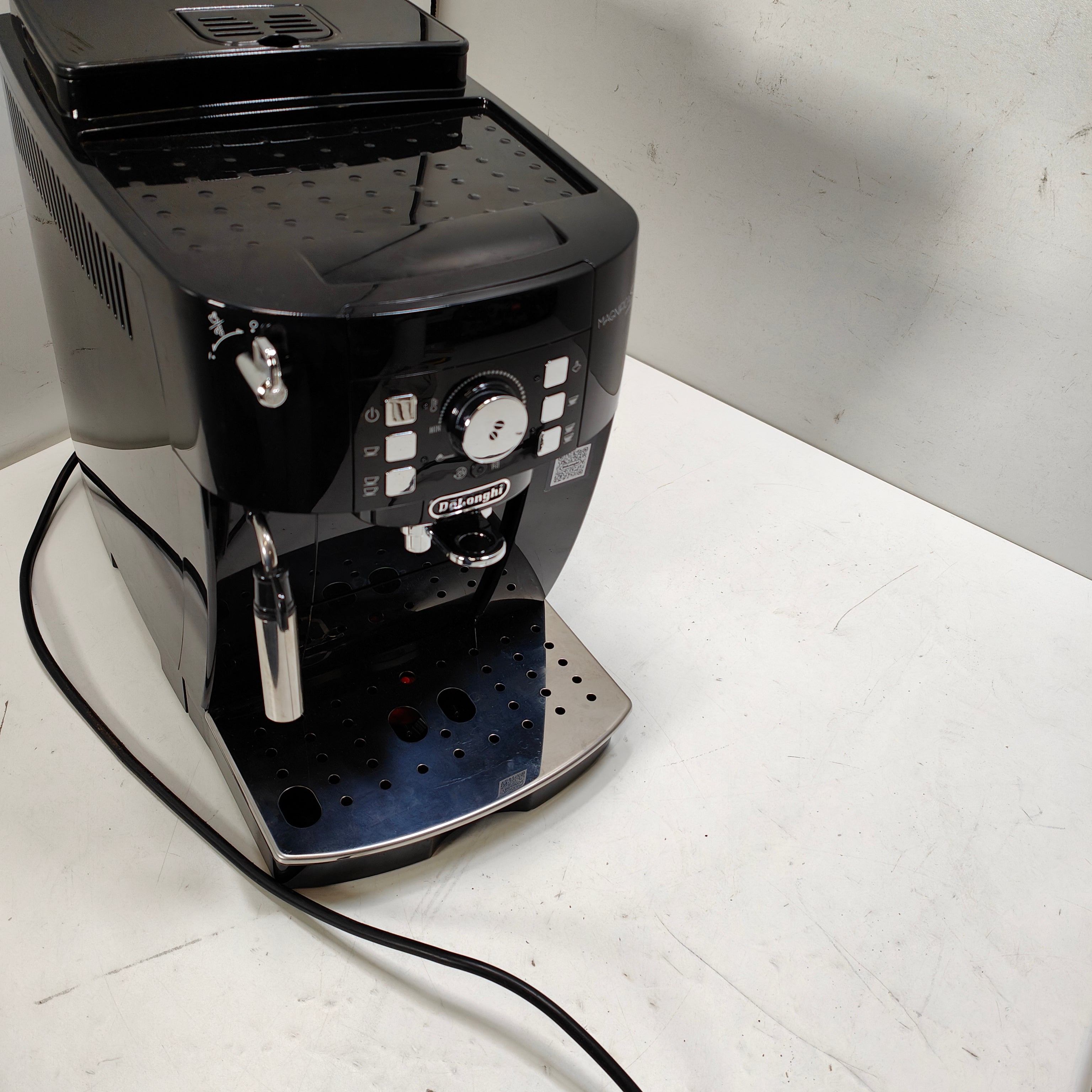 DeLonghi ECAM 21.117.B Magnifica S